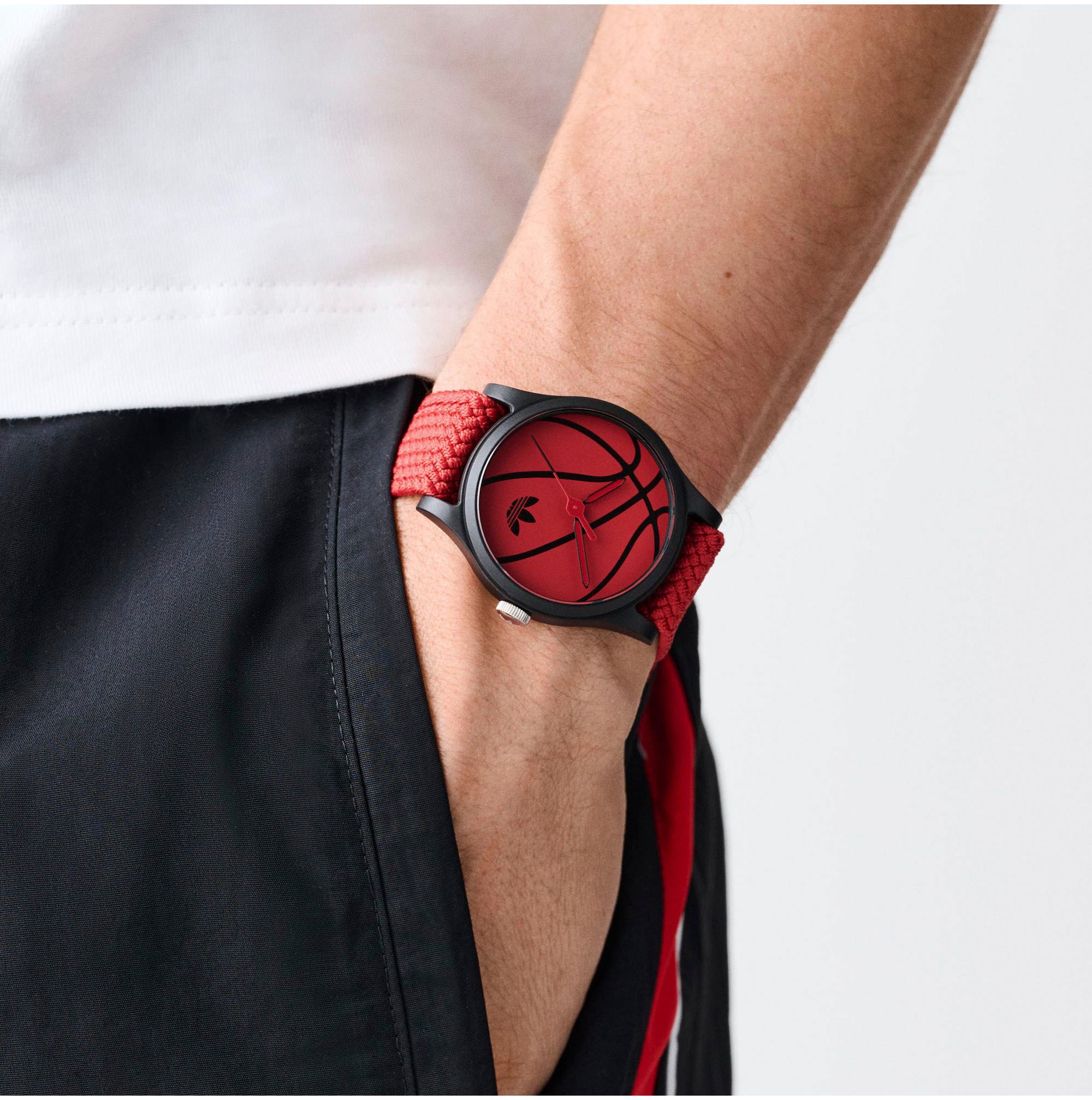adidas Originals Quarzuhr »GAME ONE«, Armbanduhr, Herrenuhr, Damenuhr,Nylonarmband,wasserabweisend bis 5 bar