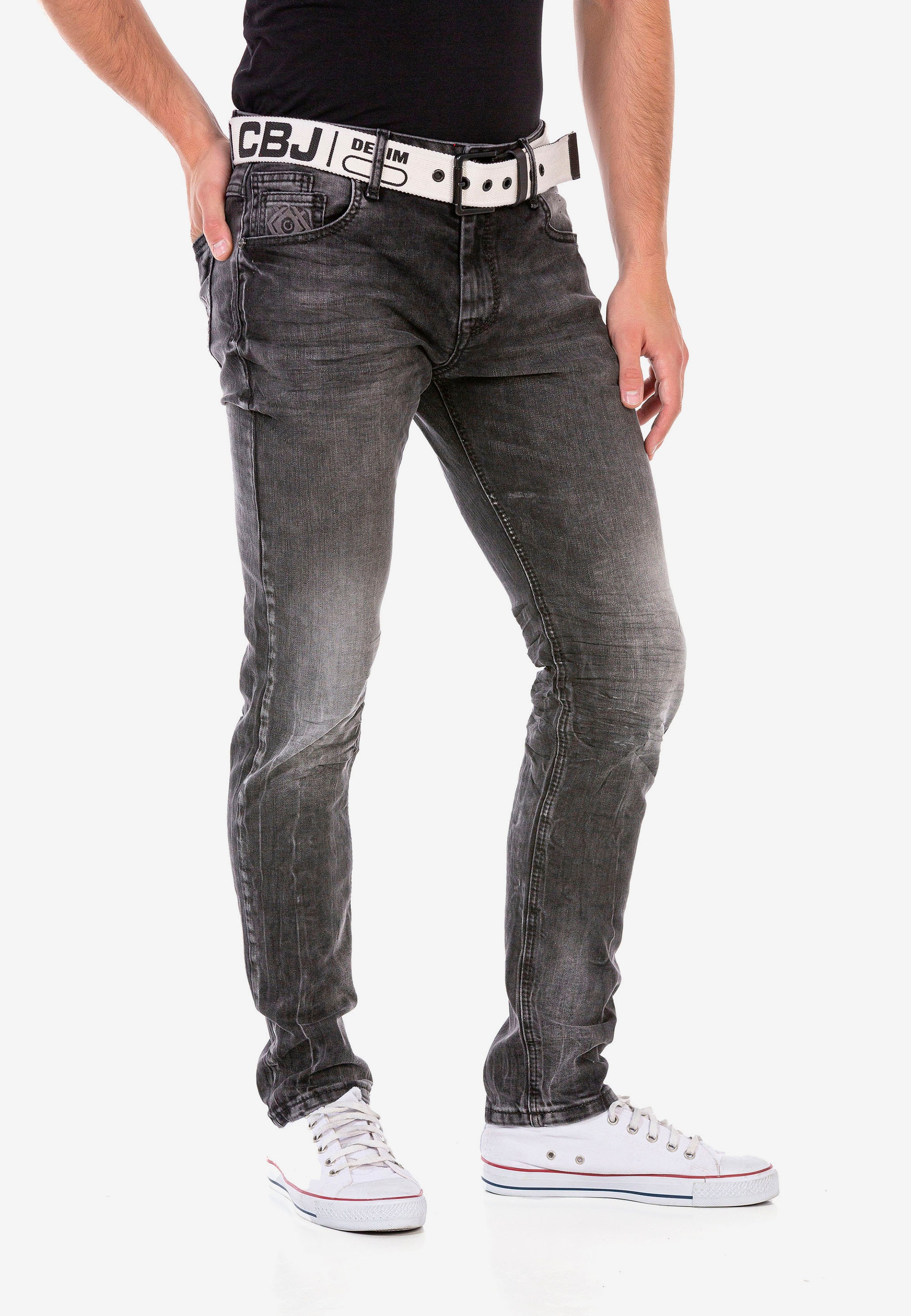 Cipo & Baxx Straight-Jeans, im klassischen 5-Pocket-Stil