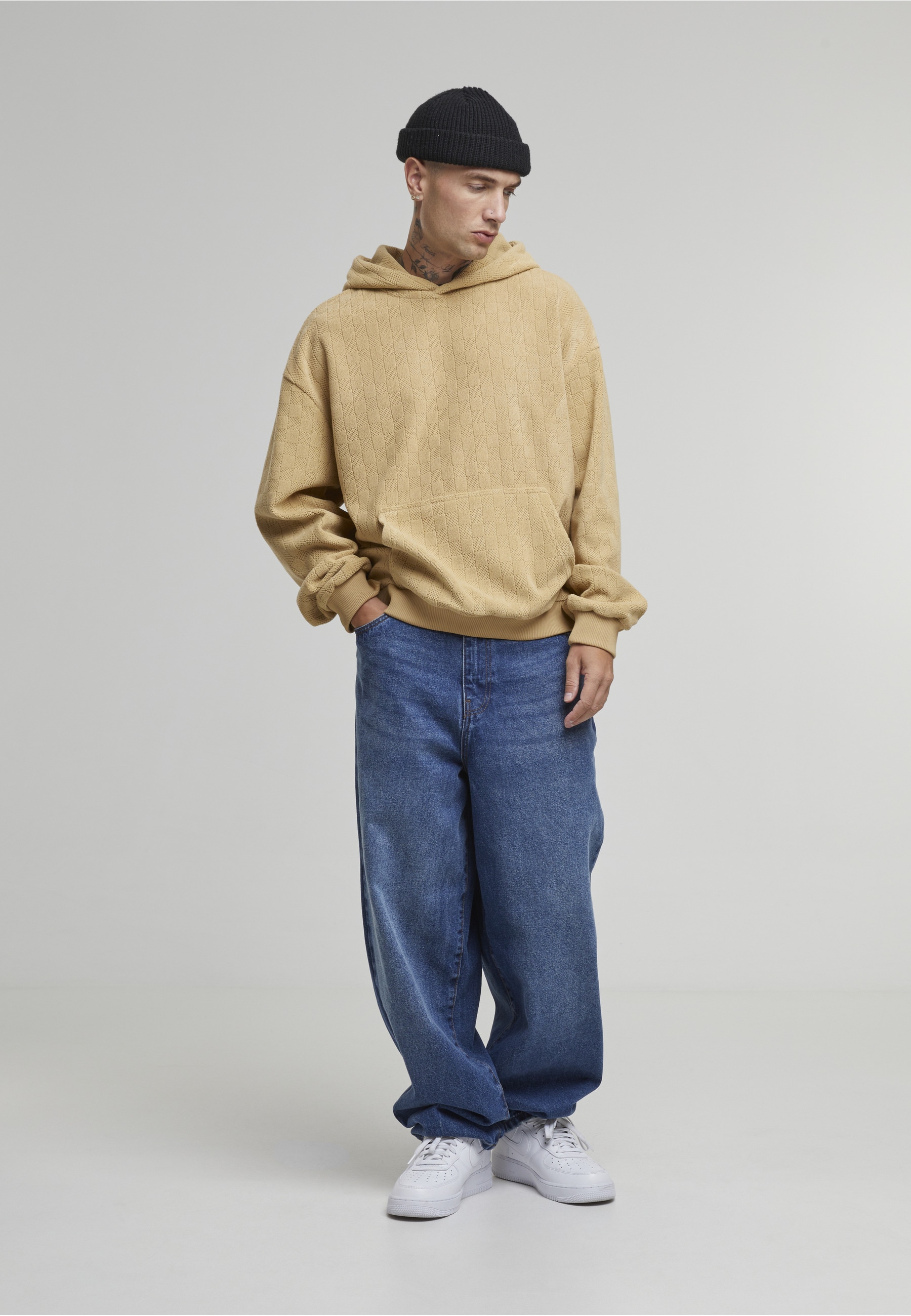 URBAN CLASSICS Kapuzensweatshirt »Urban Classics Jaquard Velvet Suit«, 1 Stk.

