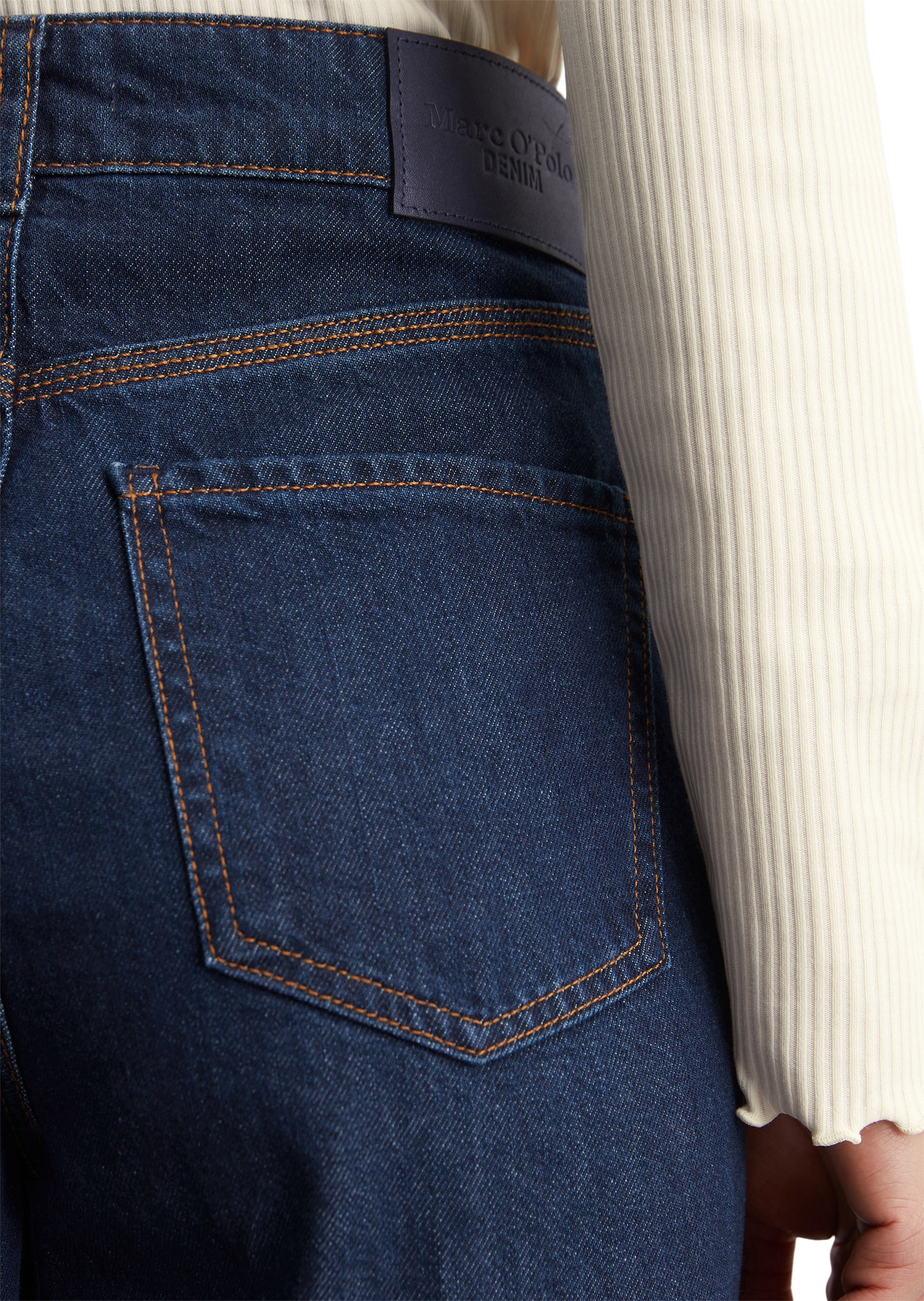 Marc O'Polo DENIM Weite Jeans »aus dunkelblauem Rigid Denim«