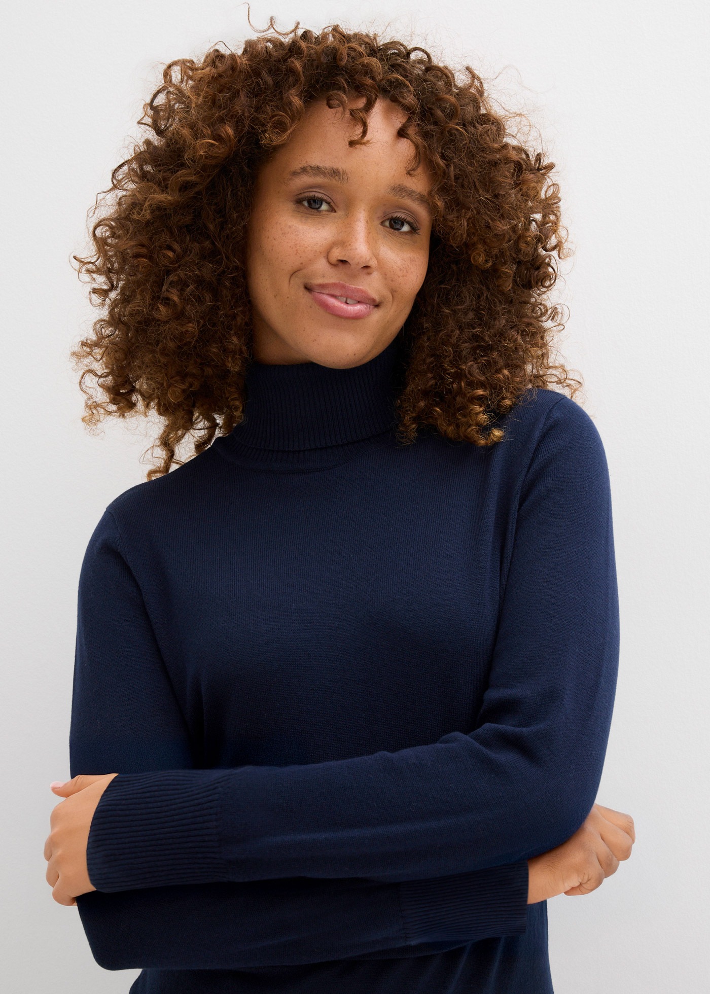 bonprix Rollkragenpullover »Feinstrick-Rollkragenpullover« aus Baumwollmischung, mit hohem Rollkragen, schmale Passform