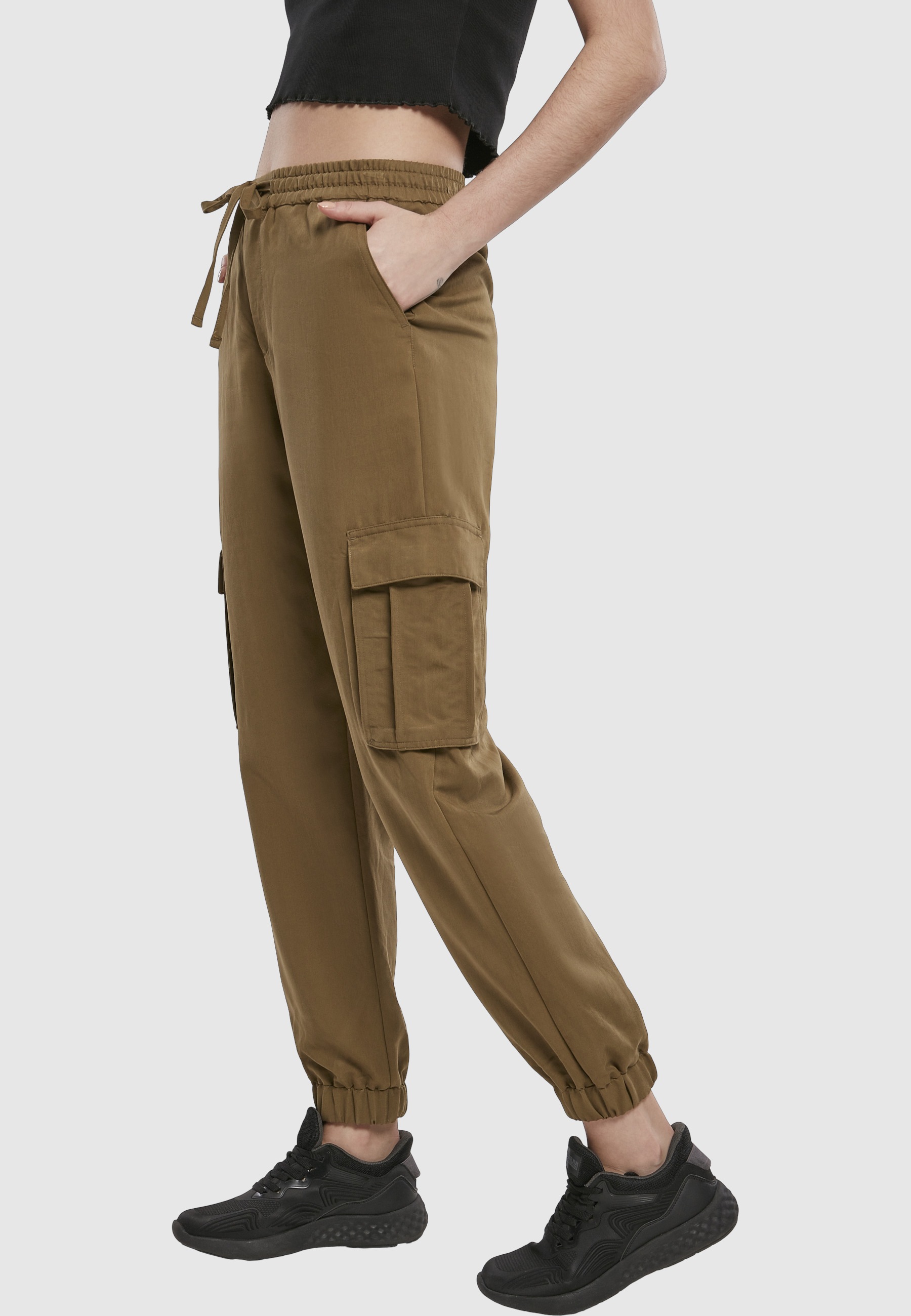 URBAN CLASSICS Cargohose »Urban Classics Damen Ladies Viscose Twill Cargo Pants«