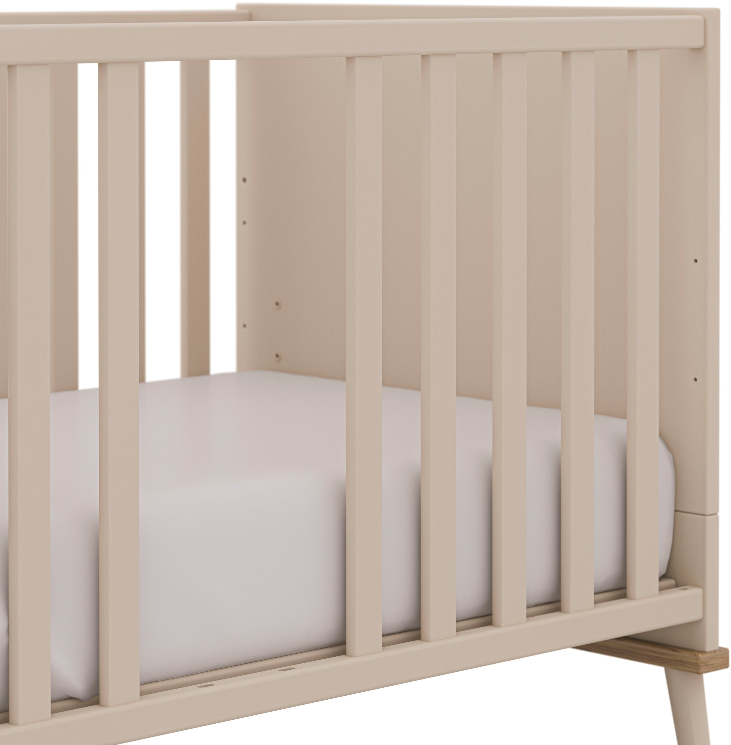 YUNY by PAIDI Babymöbel-Set »HAZEL, 3-teiliges Babyzimmer in Beige, modernes Komplettset« Spar-Set, 70x140cm Babybett, Kleiderschrank 3-türig, Wickelkommode inkl. Aufsatz, 3 tlg. Kinderzimmer, Soft-Close-Funktion, Mitwachsendes Bett inkl. Lattenrost