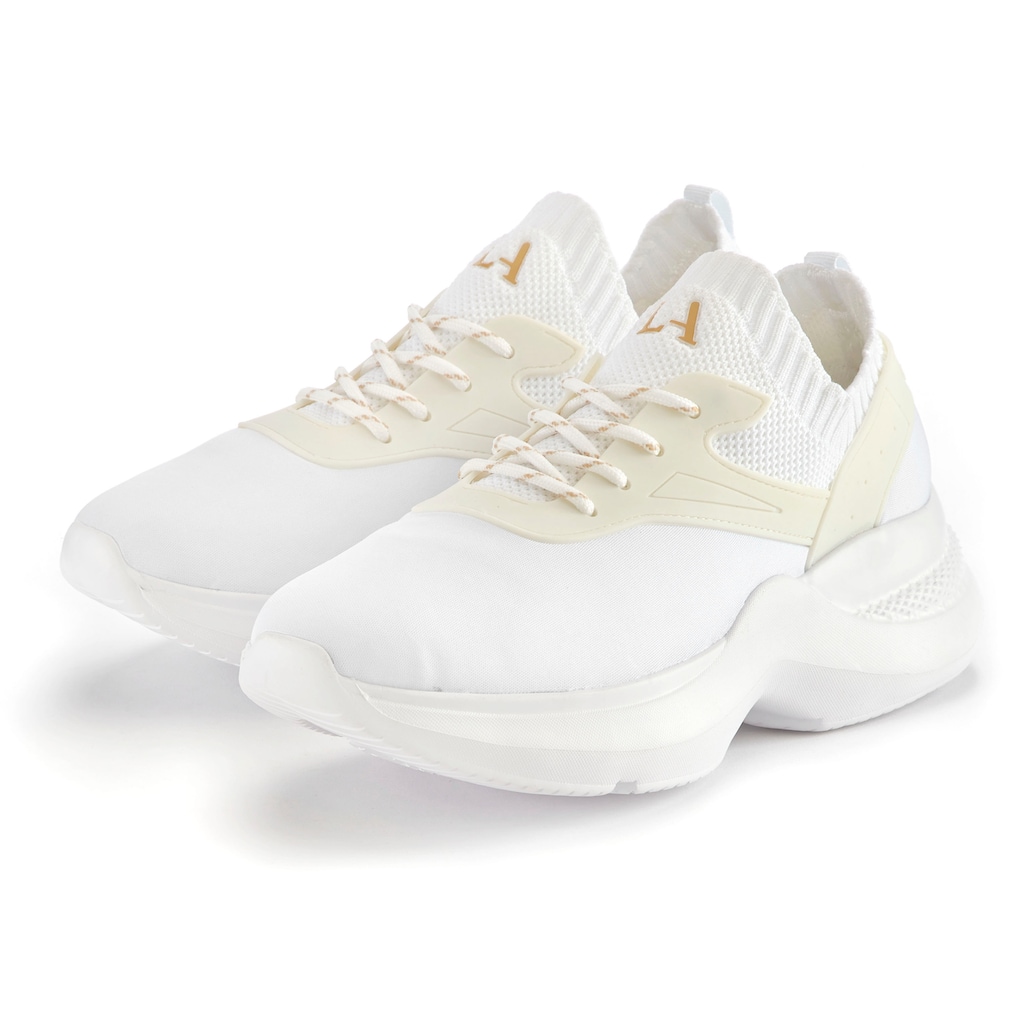 LASCANA Sneaker, Slipper im sportlichen, leichten Look und mit Chunky Sohle VEGAN