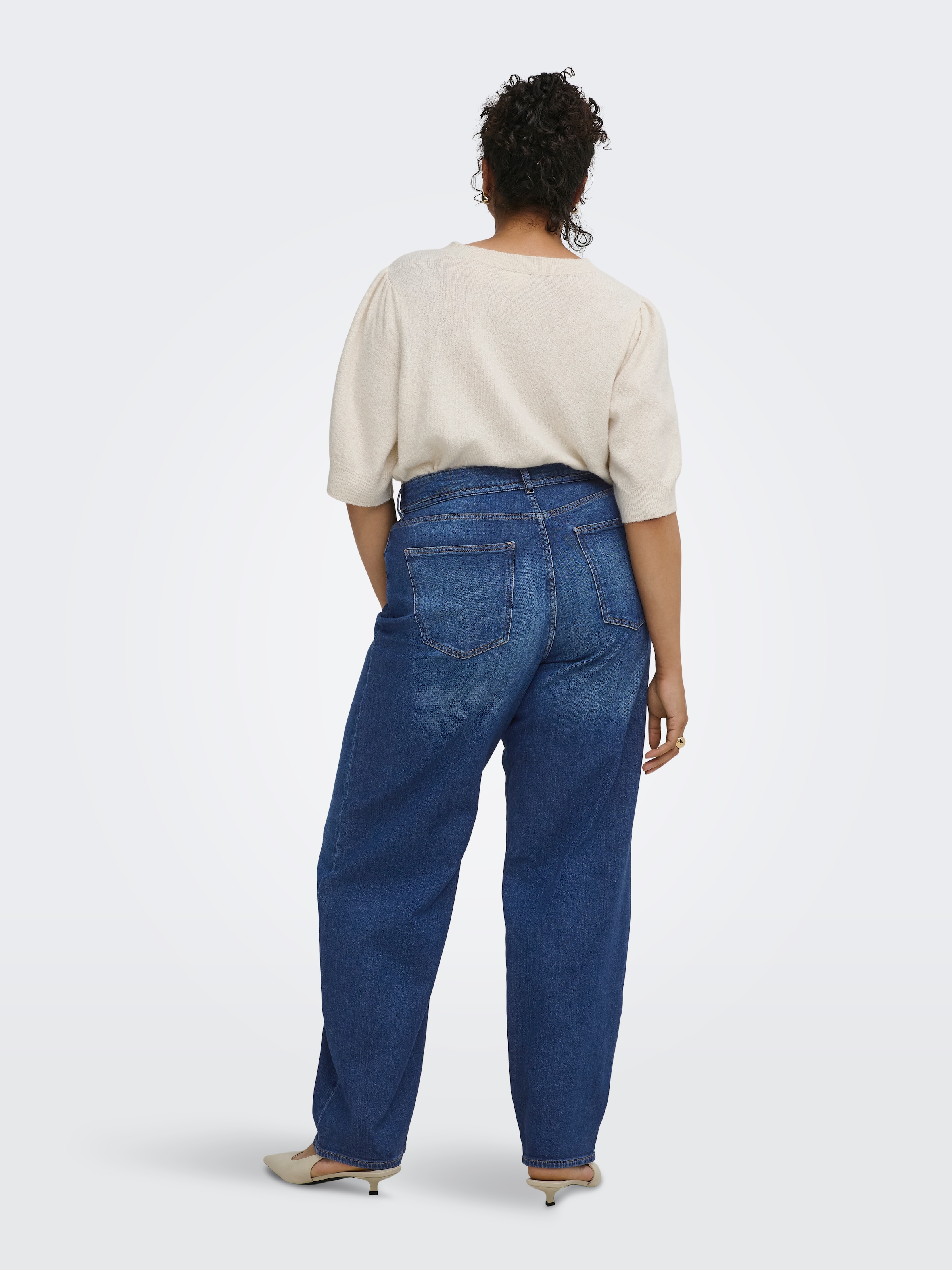 ONLY CARMAKOMA Straight-Jeans »CARGIANNA MW STRAIGHT DNM BOX NOOS« Baumwollmischung, Regular Waist