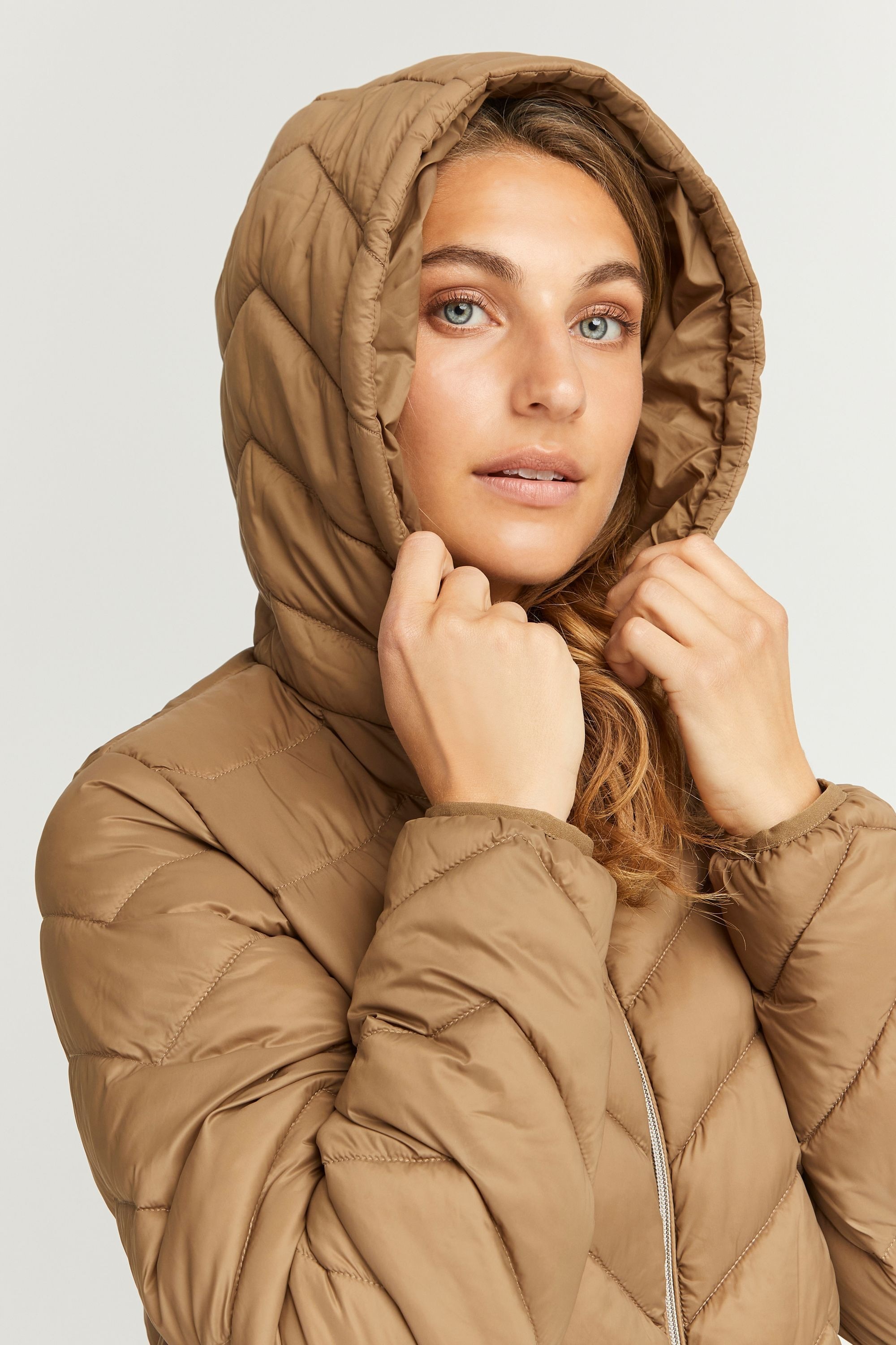 fransa Steppjacke »Steppmantel FRBapadding«, mit Kapuze