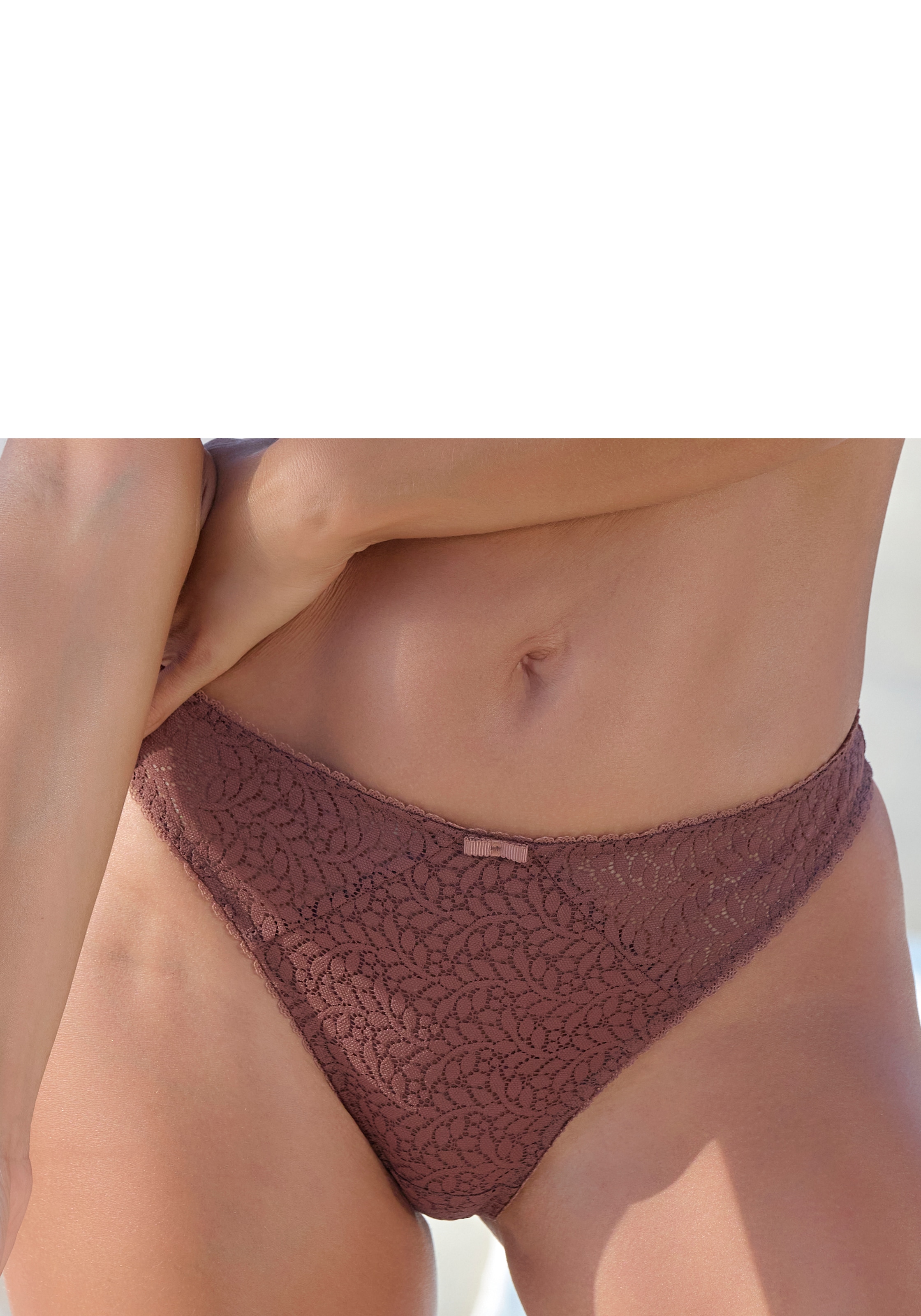 Nuance aus edler, leicht transparenter Spitze günstig online kaufen