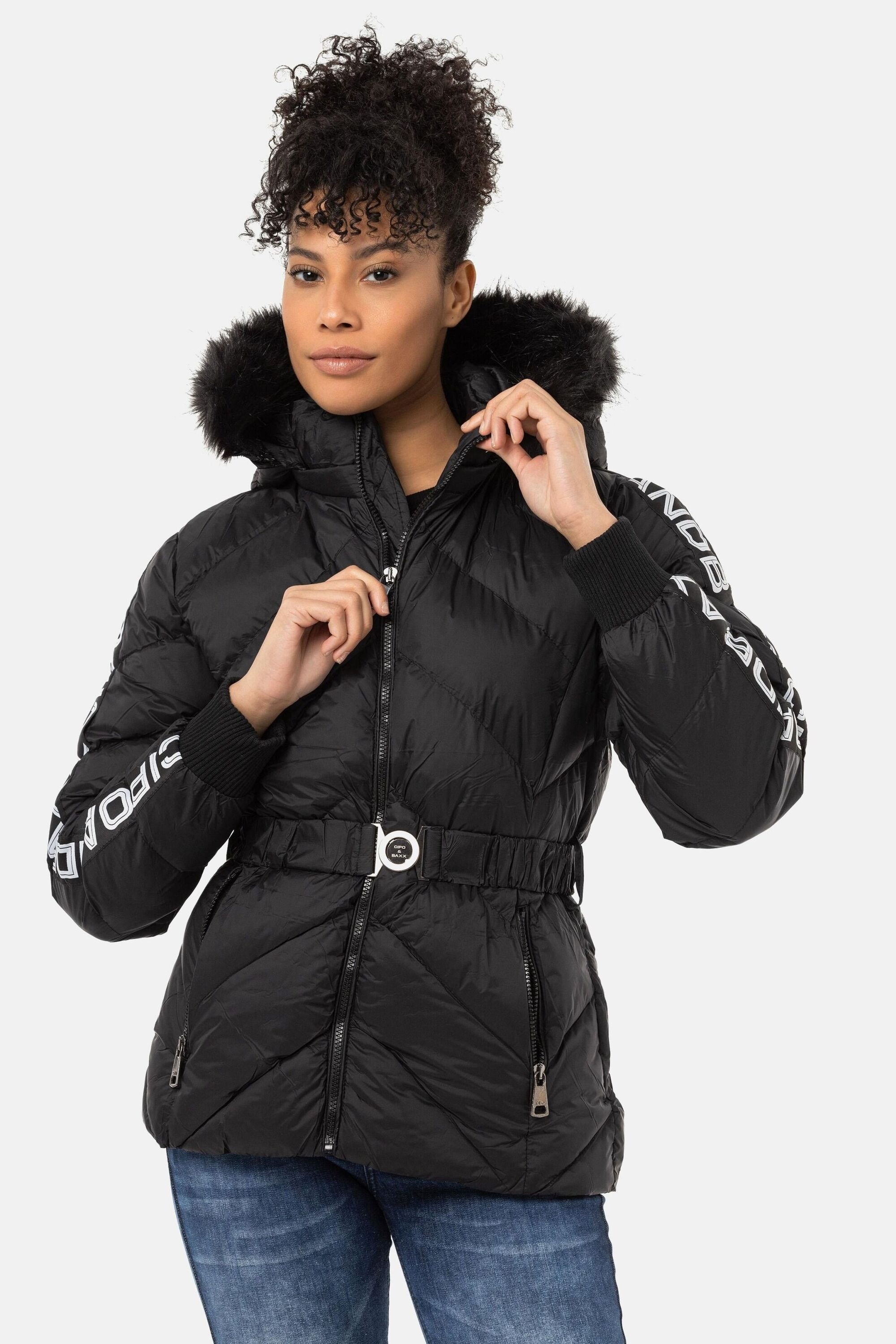 Cipo & Baxx Winterjacke »Jacken«, mit Kapuze, mit Gürtel, WM133