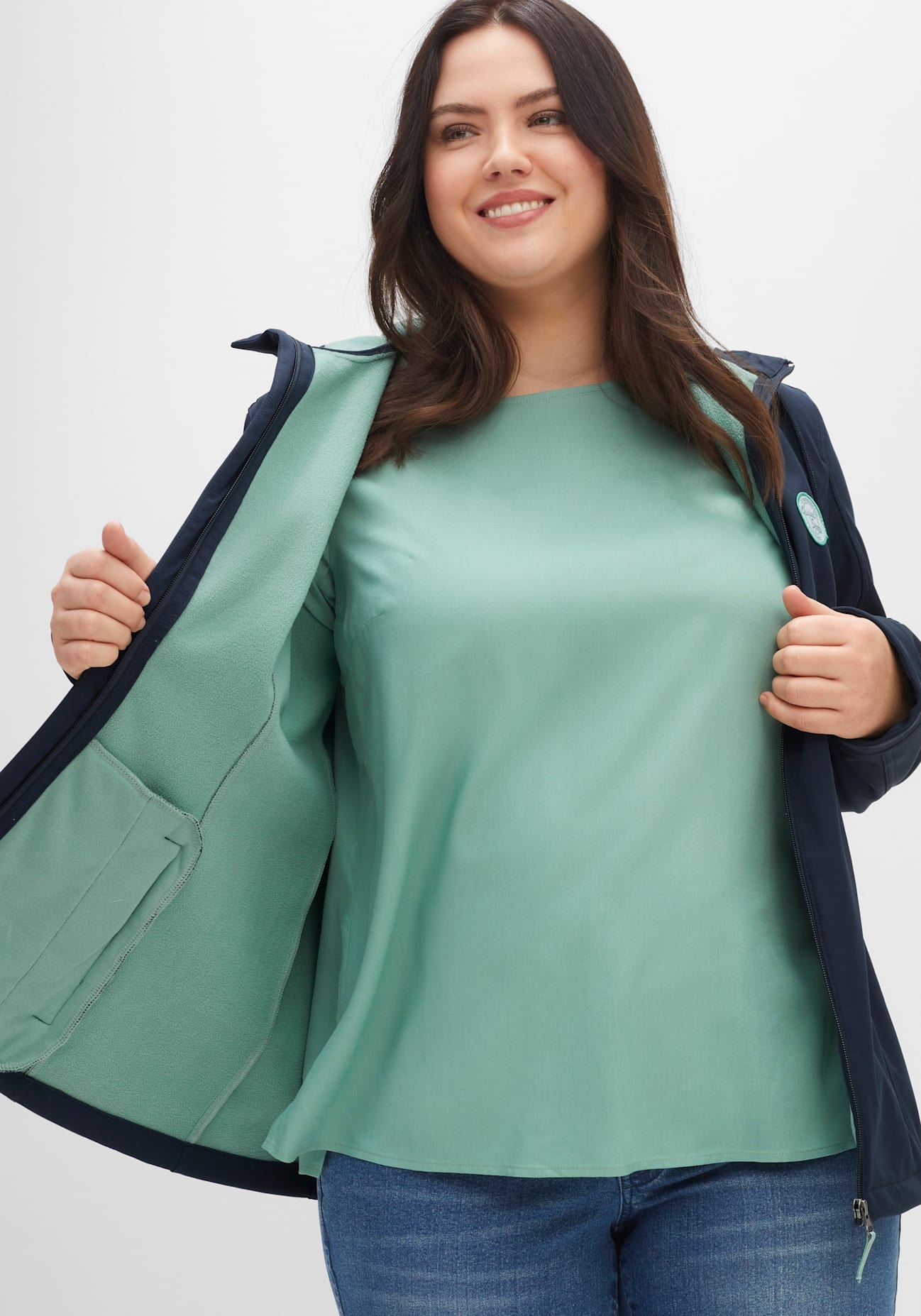 Softshelljacke SHEEGO, Damen, Gr. 48, blau (nachtblau), 94% Polyester, 6% Elasthan, Innenseite:100% Polyester, unifarben, Jacken Softshelljacke 2