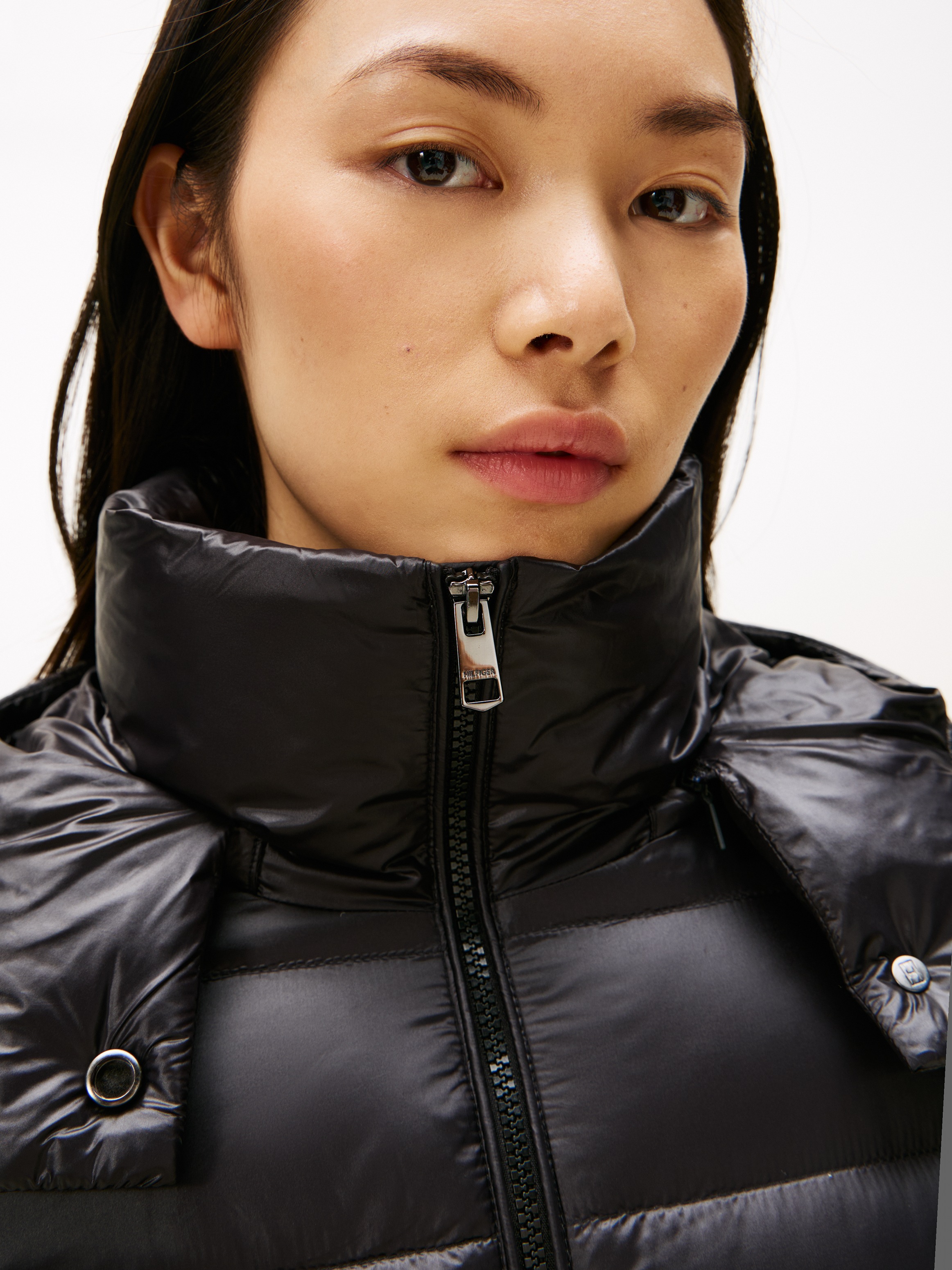 Tommy Hilfiger Steppmantel "GLOSS HW DOWN WAIST REG COAT" in leicht glänzen günstig online kaufen
