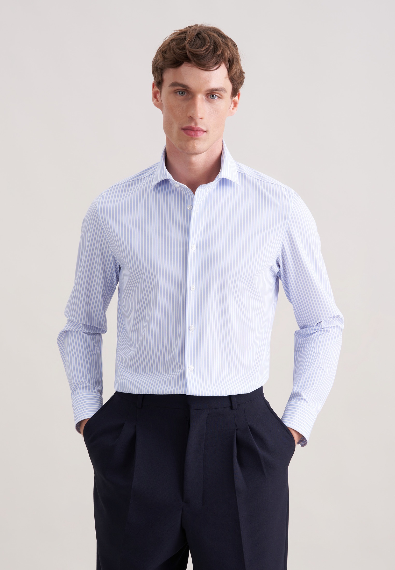 Businesshemd SEIDENSTICKER "Schwarze Rose", Herren, Gr. XL (43), normale Ärmellängen, hellblau, 78% Polyamid, 22% Elasthan, bedruckt, slim fit, 2-Knopf-Manschette, Hemden, Slim 1/1 Kentkragen Druck