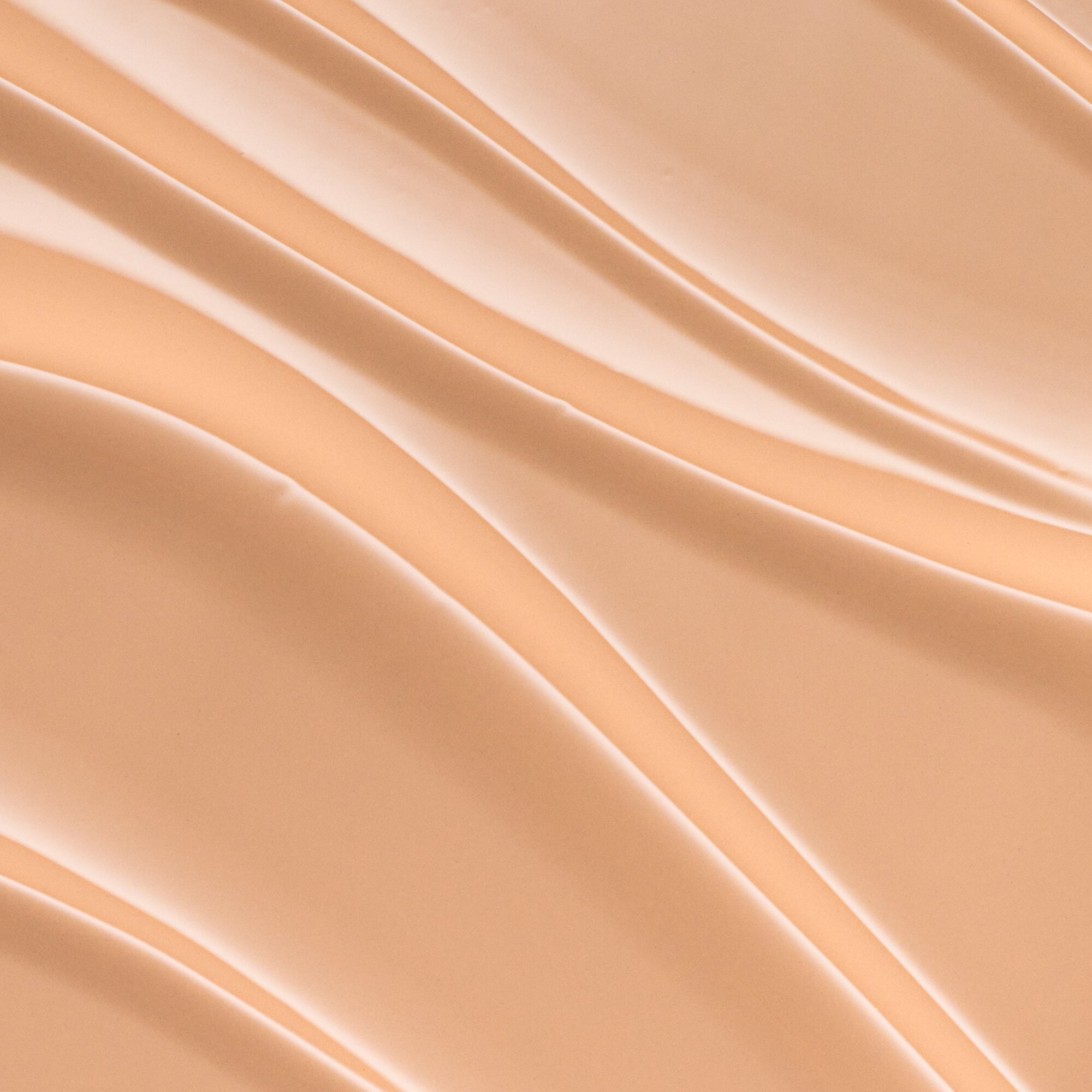 Essence Foundation »BRIGHTEN UP! cushion foundation«, Langanhaltend, wasserfest, mittlere Deckkraft
