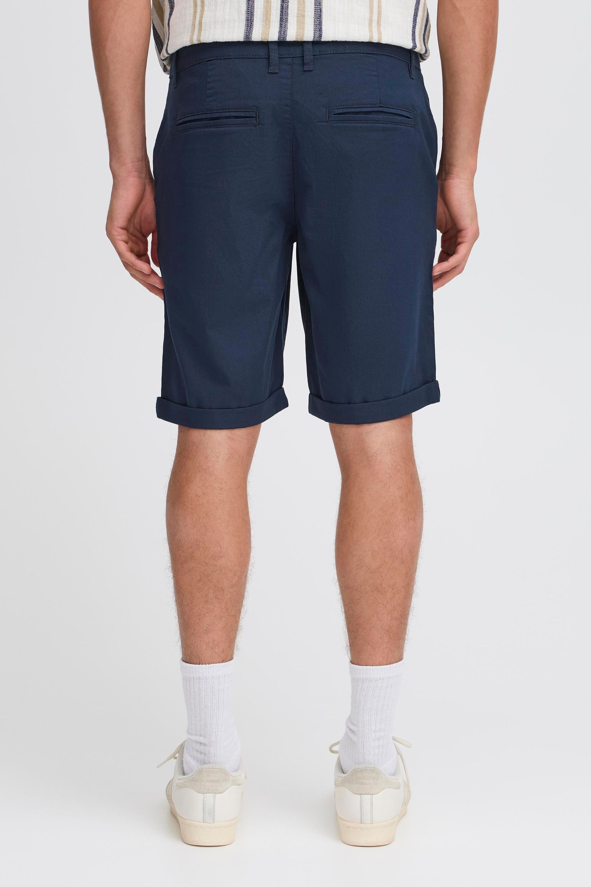 !solid Chinoshorts SOLID "Chinoshorts SDKALAIK", Herren, Gr. S, N-Gr, blau (insignia blau), Obermaterial: 98% Baumwolle CO. 2% Elasthan EL., Hosen Chinoshorts 3