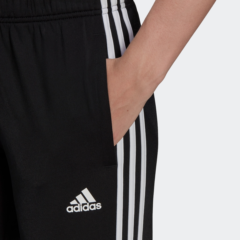 adidas Sportswear Sporthose »PRIMEGREEN ESSENTIALS WARMUP SLIM TAPERED 3STREIFEN«, (1 tlg.)