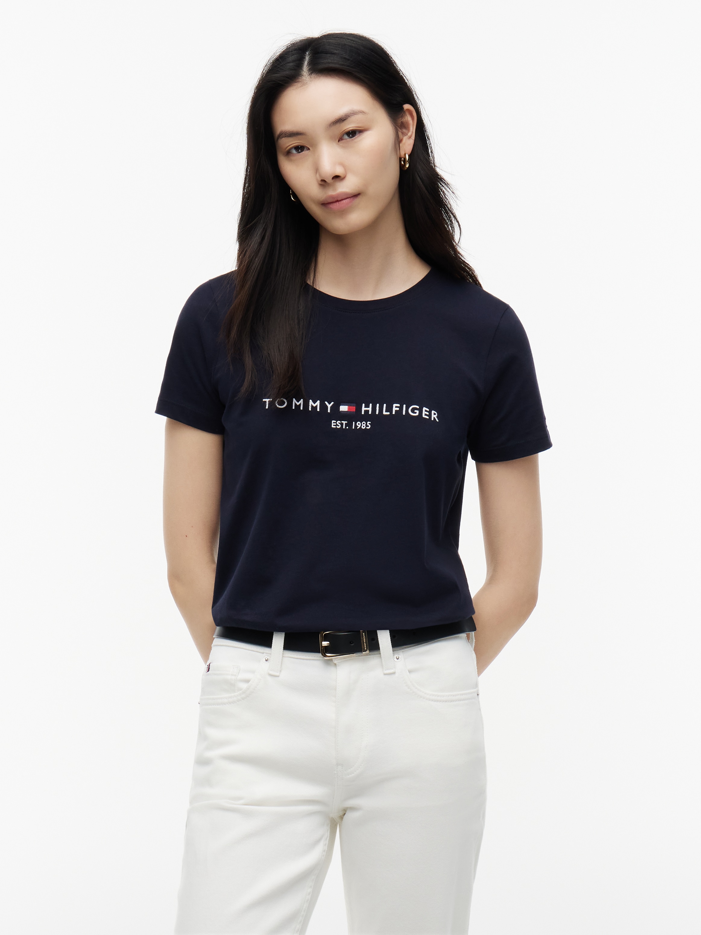 Tommy Hilfiger Rundhalsshirt "HERITAGE HILFIGER C-NK REG TEE" mit gesticktem Tommy Hilfiger Linear Logo-Schriftzug