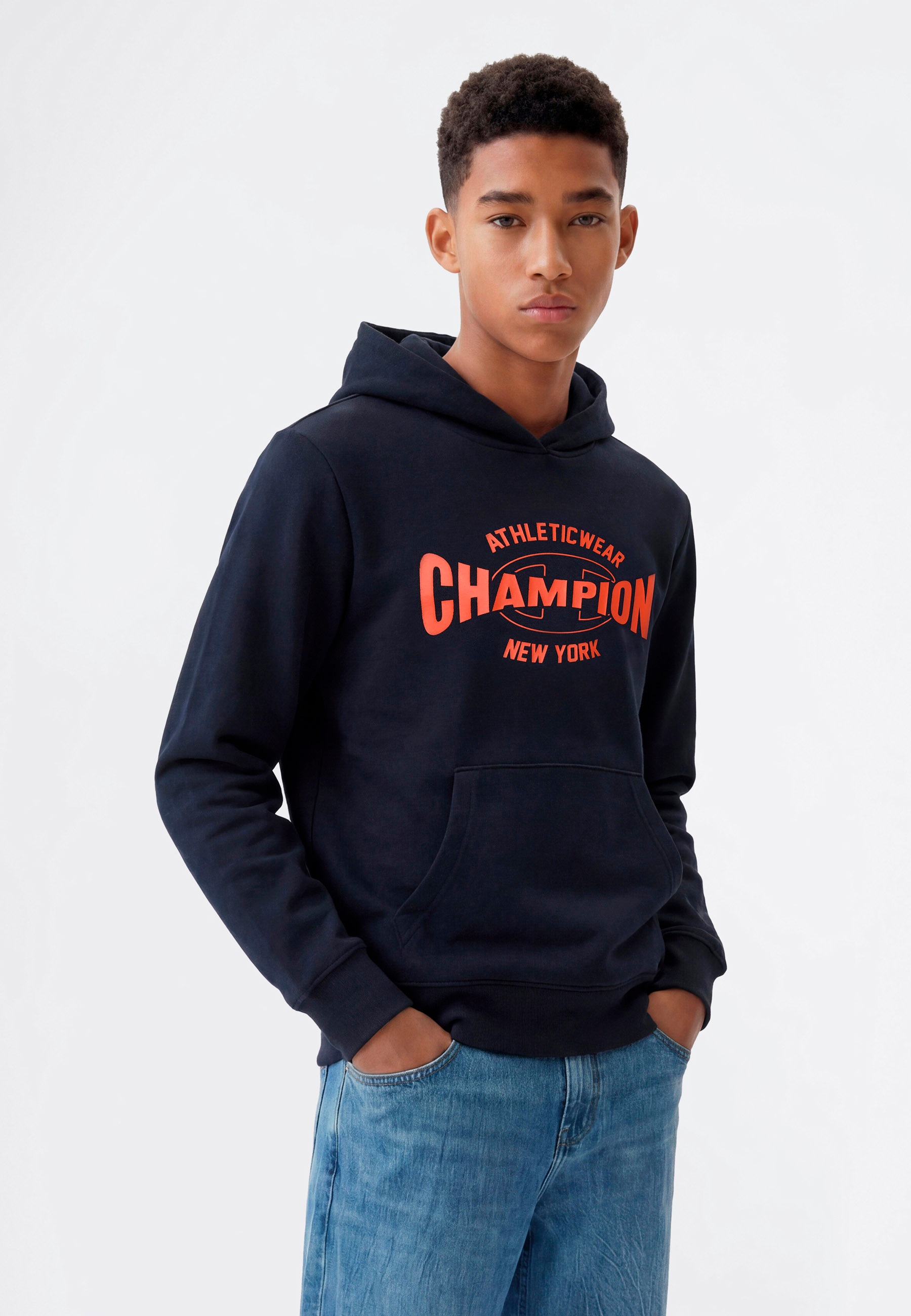 Champion "SPORTWEAR HOODIE Standard Fit", für Kinder und Jugendliche, mit sportlichem Stil, Langarmdesign