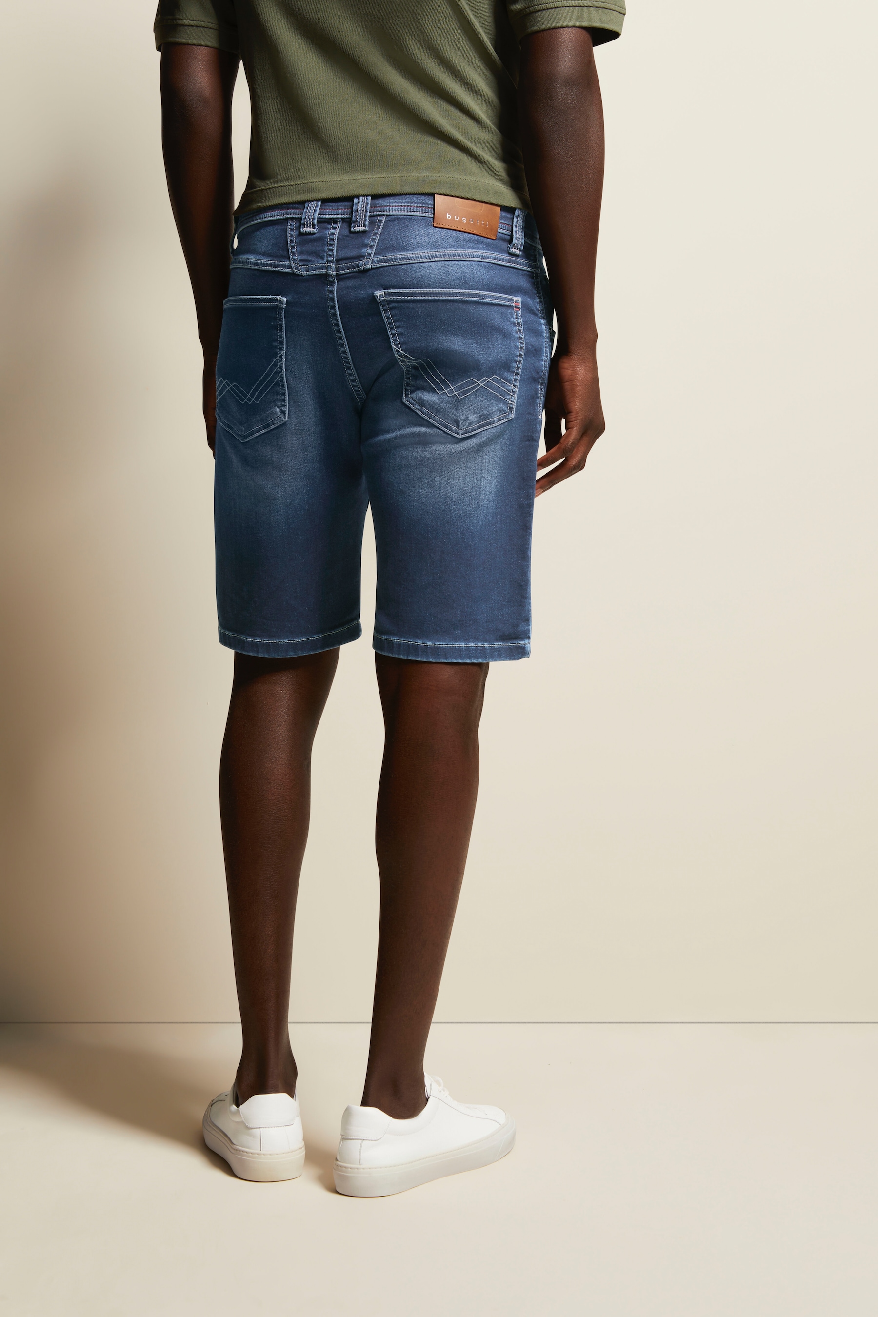 bugatti Bermudas, aus Denim