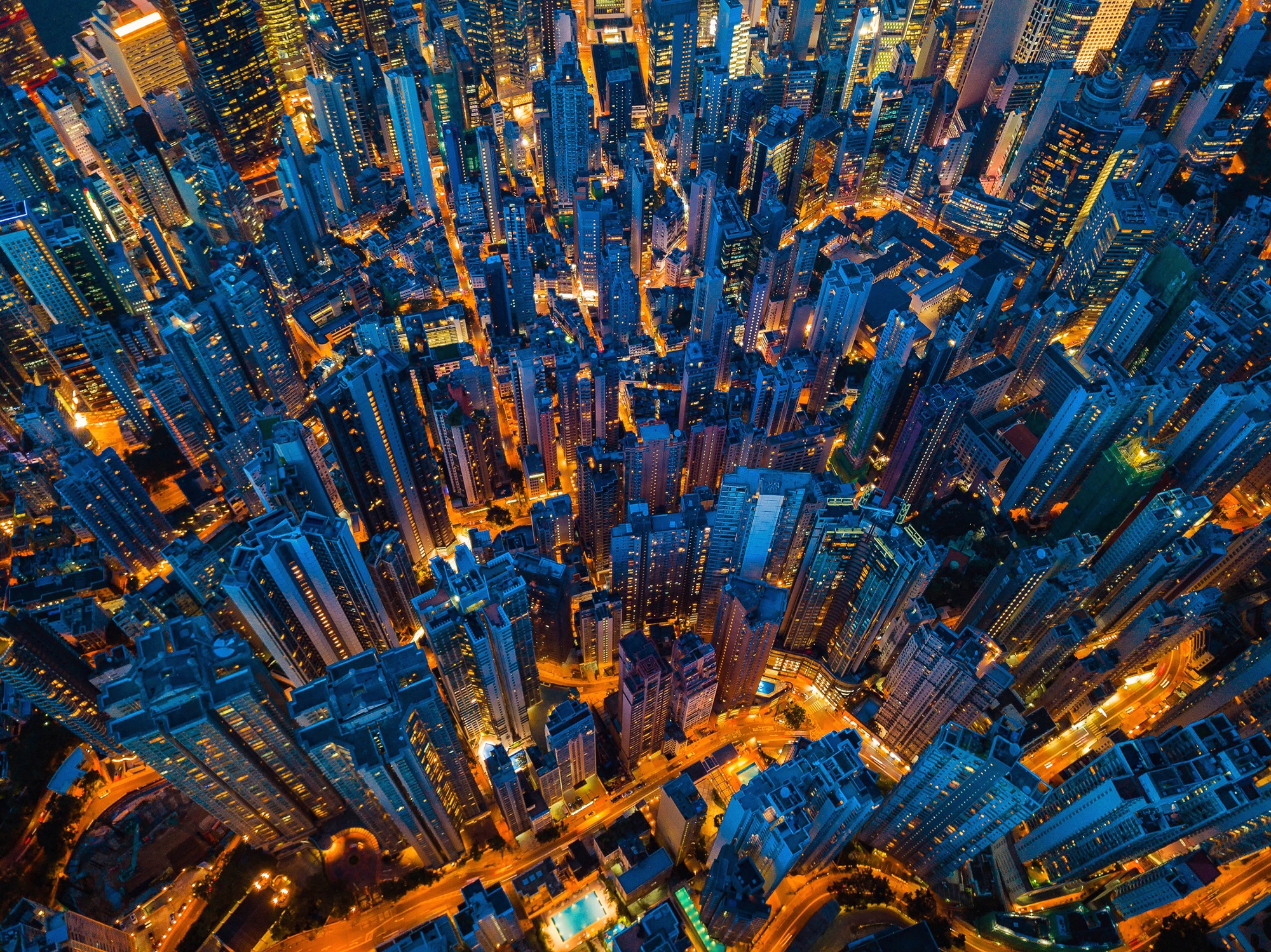 Papermoon Fototapete »HONG KONG-VOGEL PERSPEKTIVE SKYLINE NACHT PANORAMA XXL«