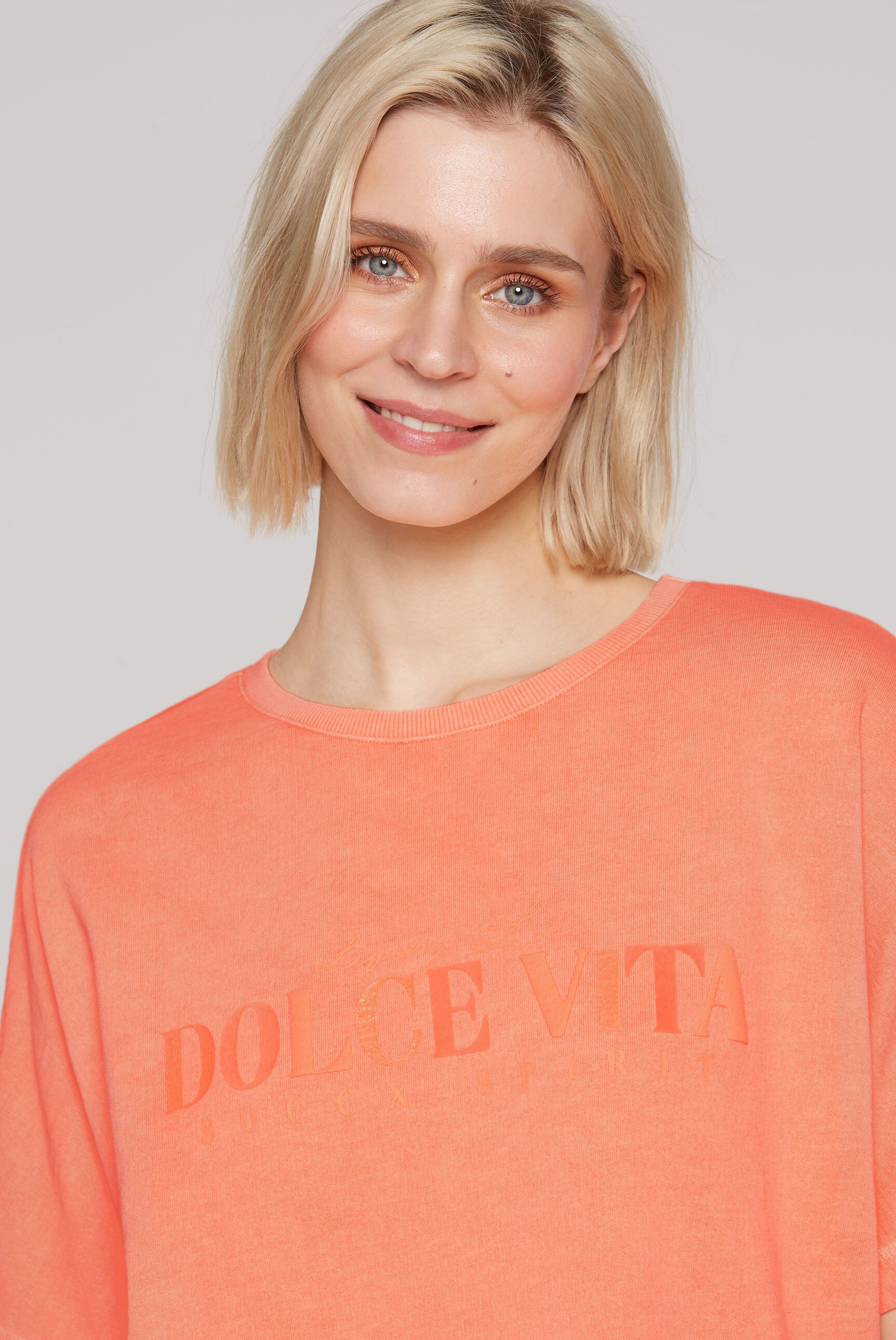 SOCCX Sweater, mit Seitenschlitze