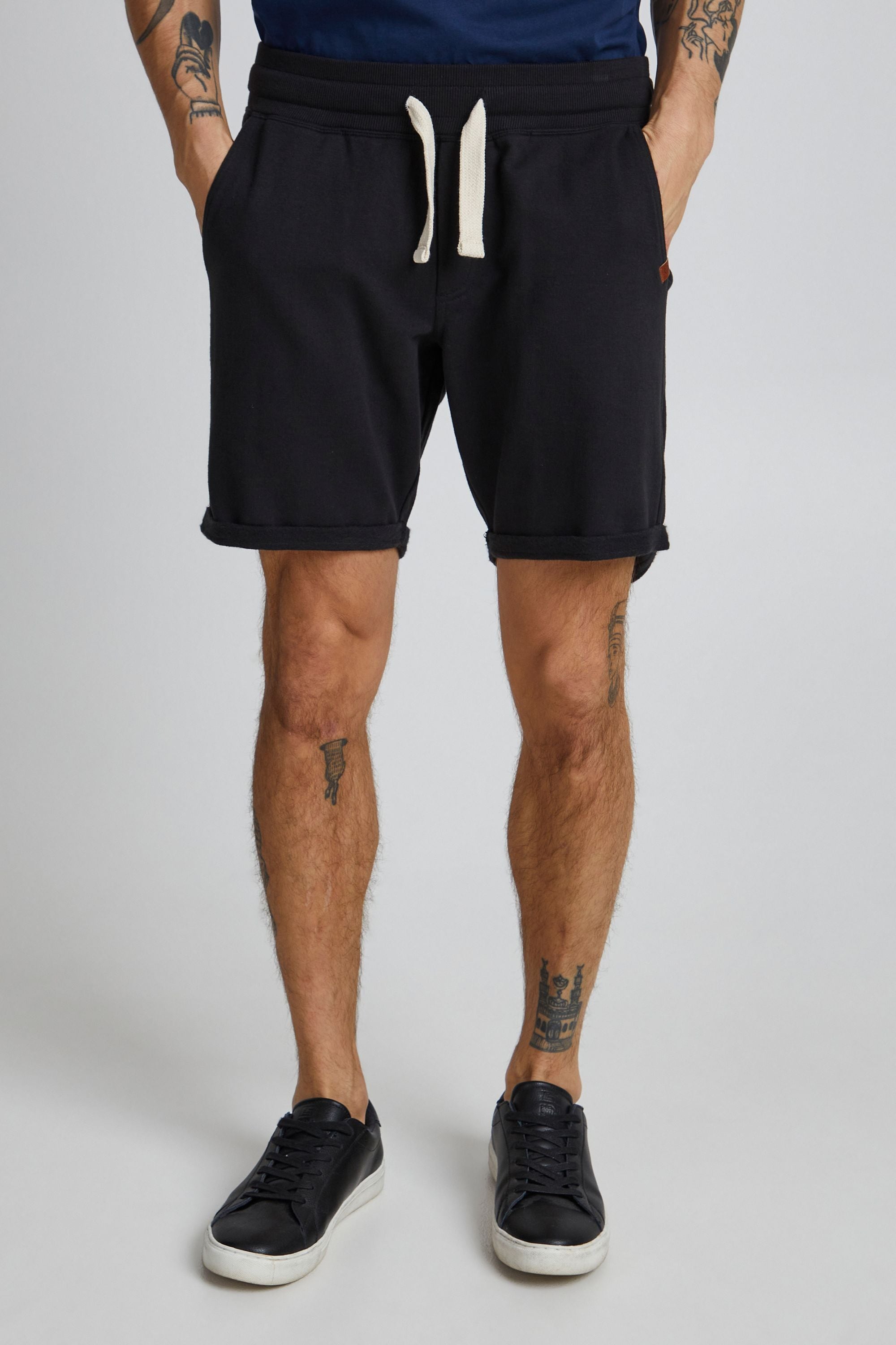 Blend Sweatshorts "BHTimo" Kurze Hose mit fixierten Saumkanten am Bein günstig online kaufen