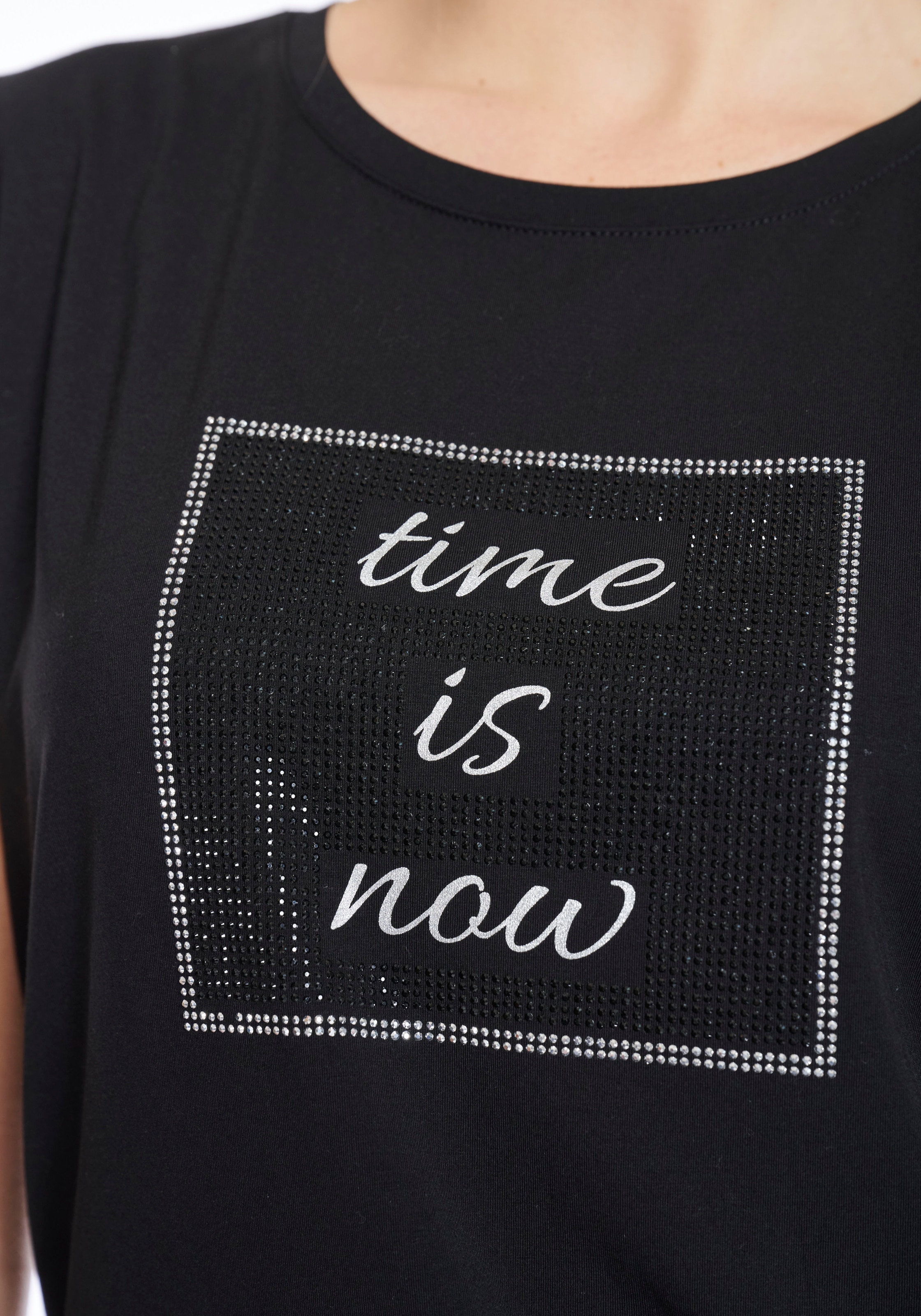 ZABAIONE T-Shirt »Au44tumn«, mit Glitzernieten