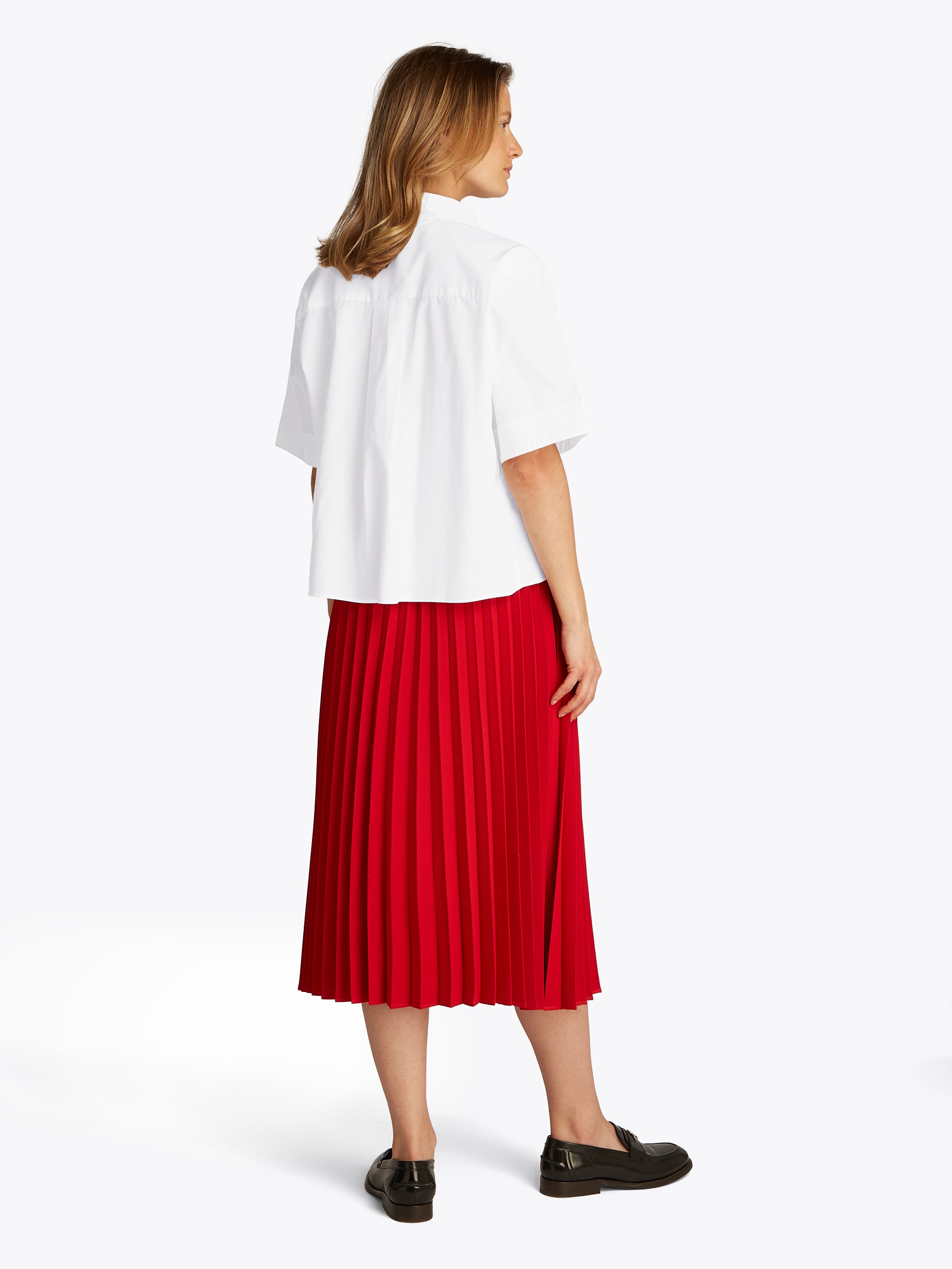 Tommy Hilfiger Kurzarmshirt »POPLIN BOXY SHORT S/S SHIRT«, mit Brusttasche, Logostickerei