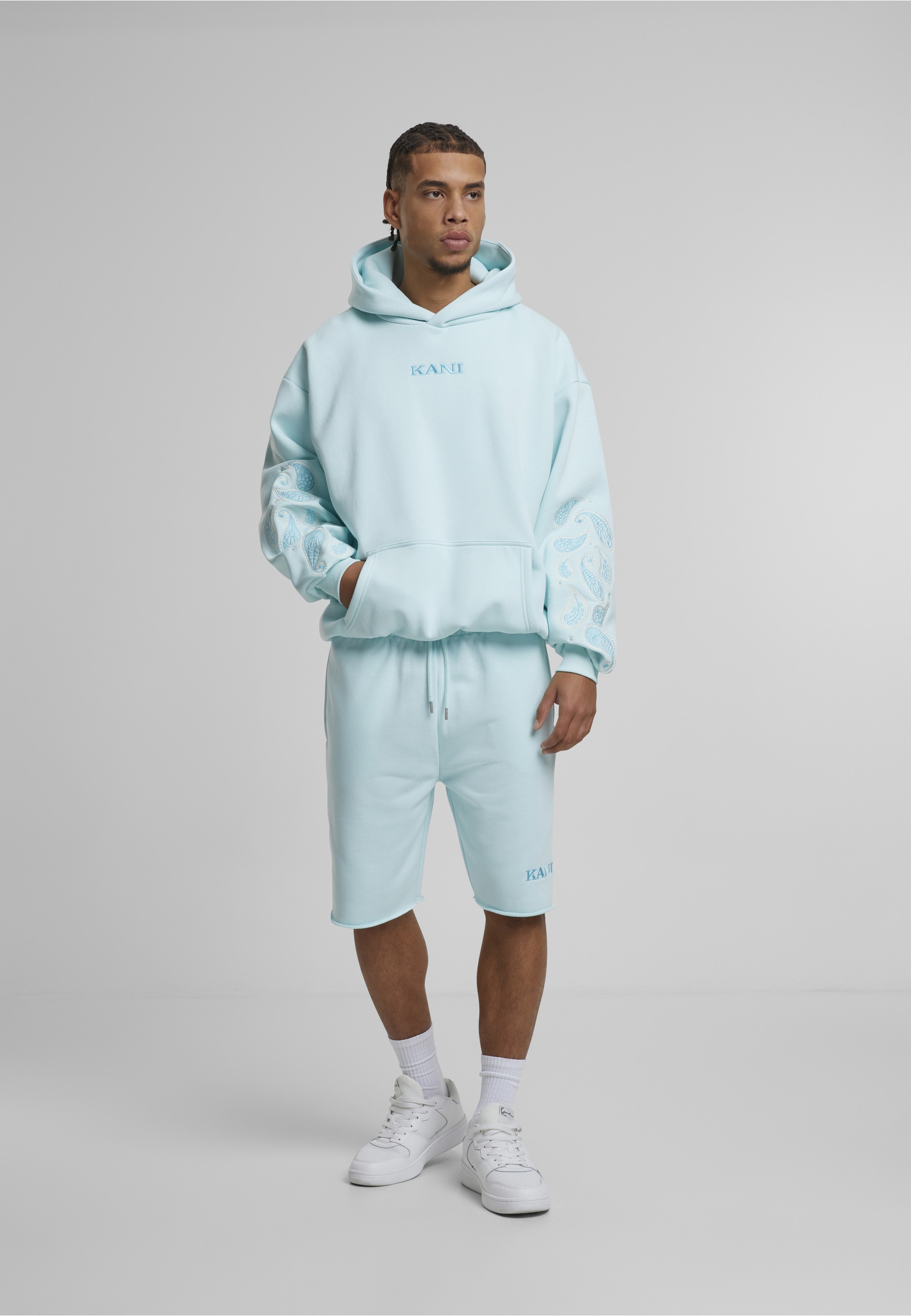 Karl Kani Shorts »Karl Kani Retro Paisley Sweat Shorts«