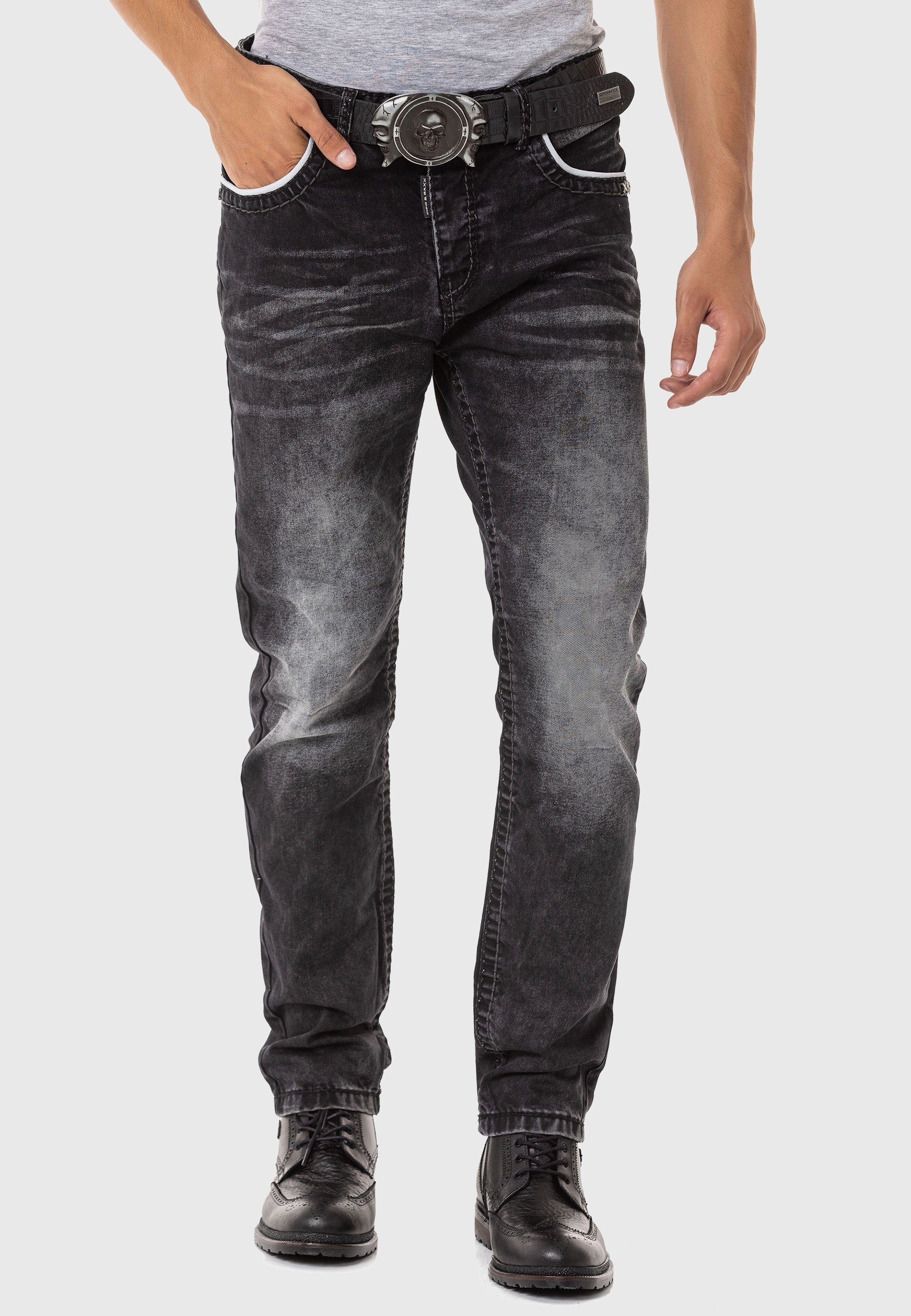 Cipo & Baxx Straight-Jeans »Jeans«, In Straight Fit, CD-148