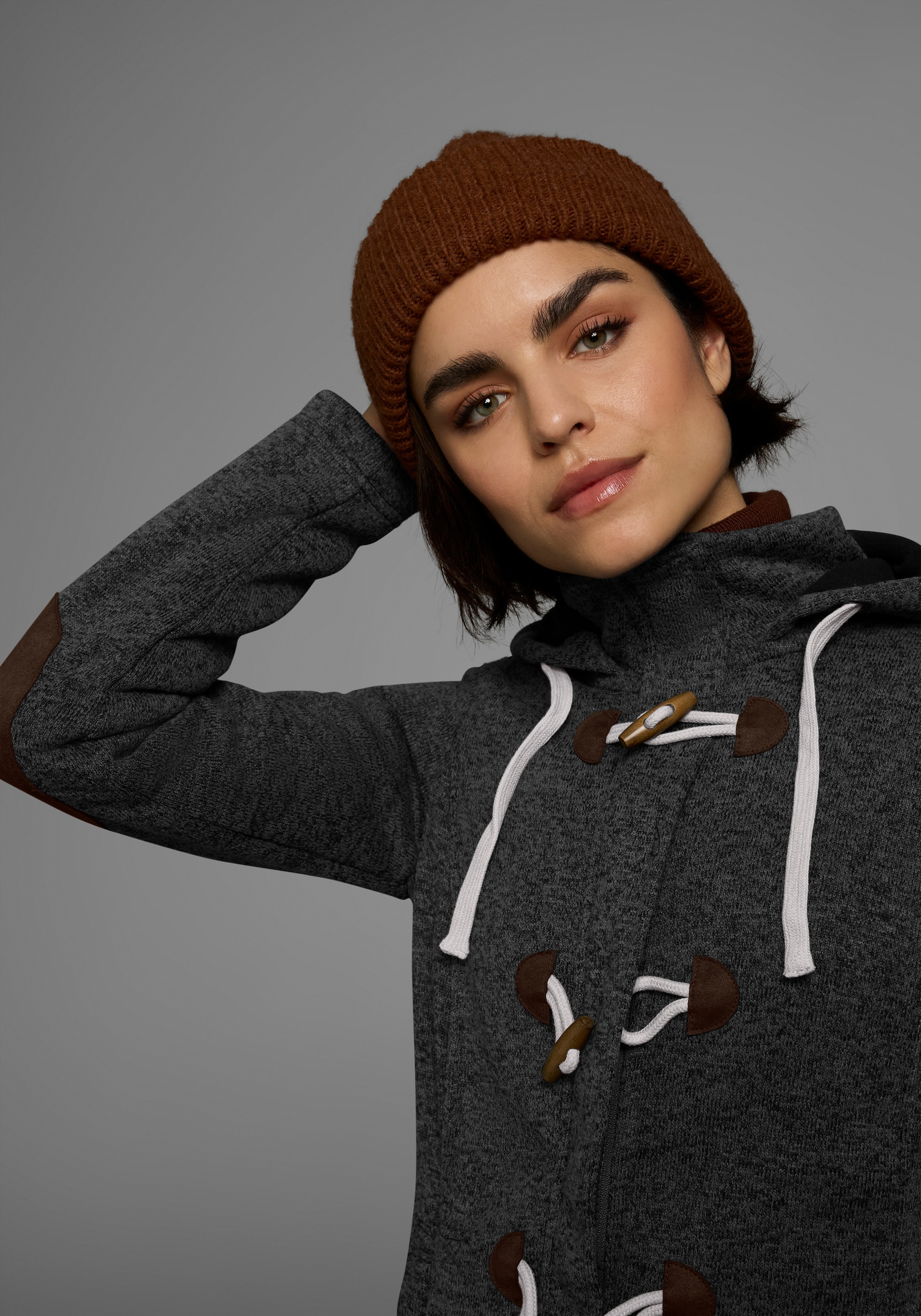 Polarino Strickfleecejacke mit Kapuze für den Übergang,  aus Strickfleece,  atmungsaktiv