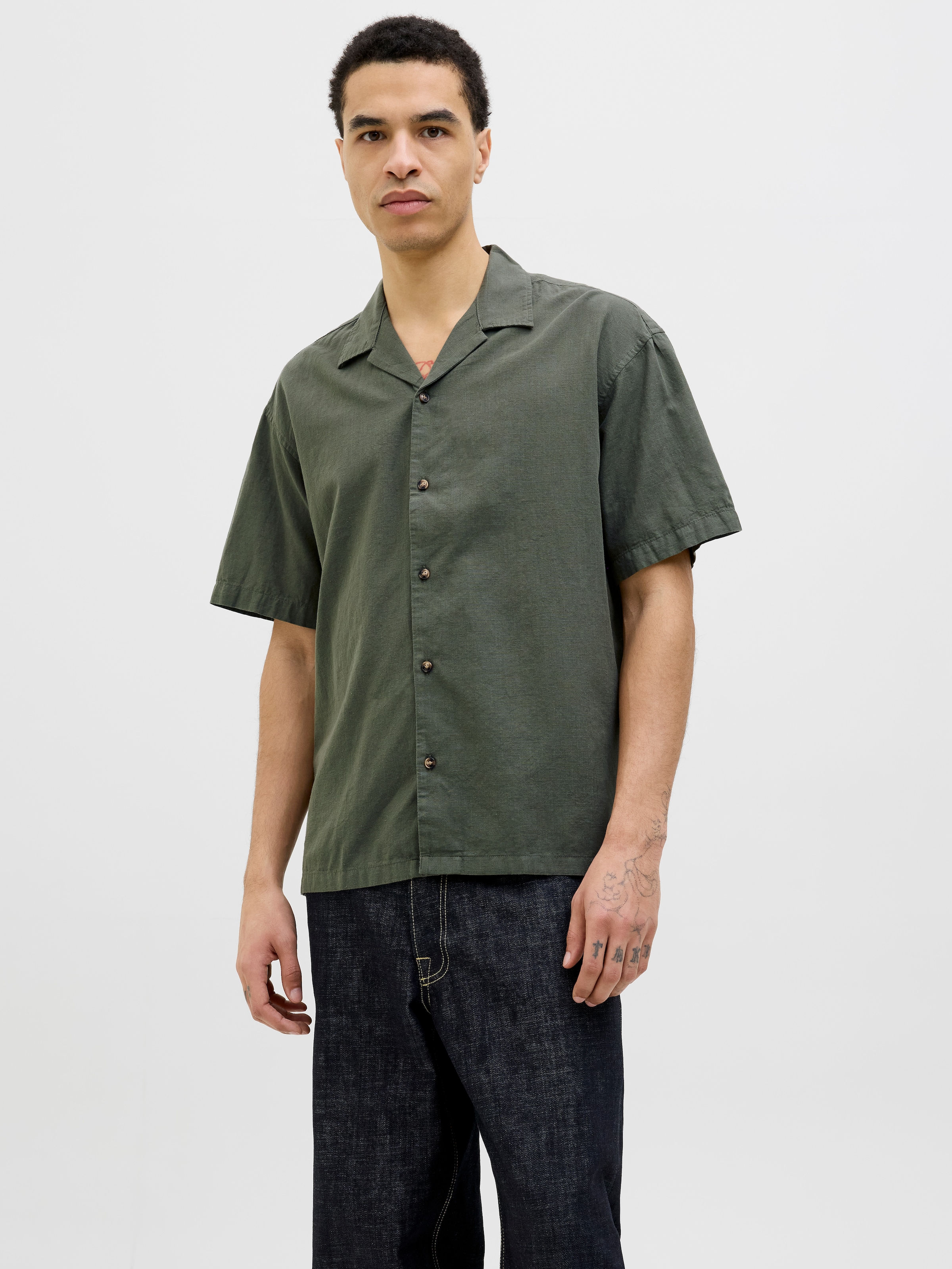 Jack & Jones Kurzarmhemd "JJESUMMER RESORT SHIRT SS SN", mit Resort Kragen günstig online kaufen