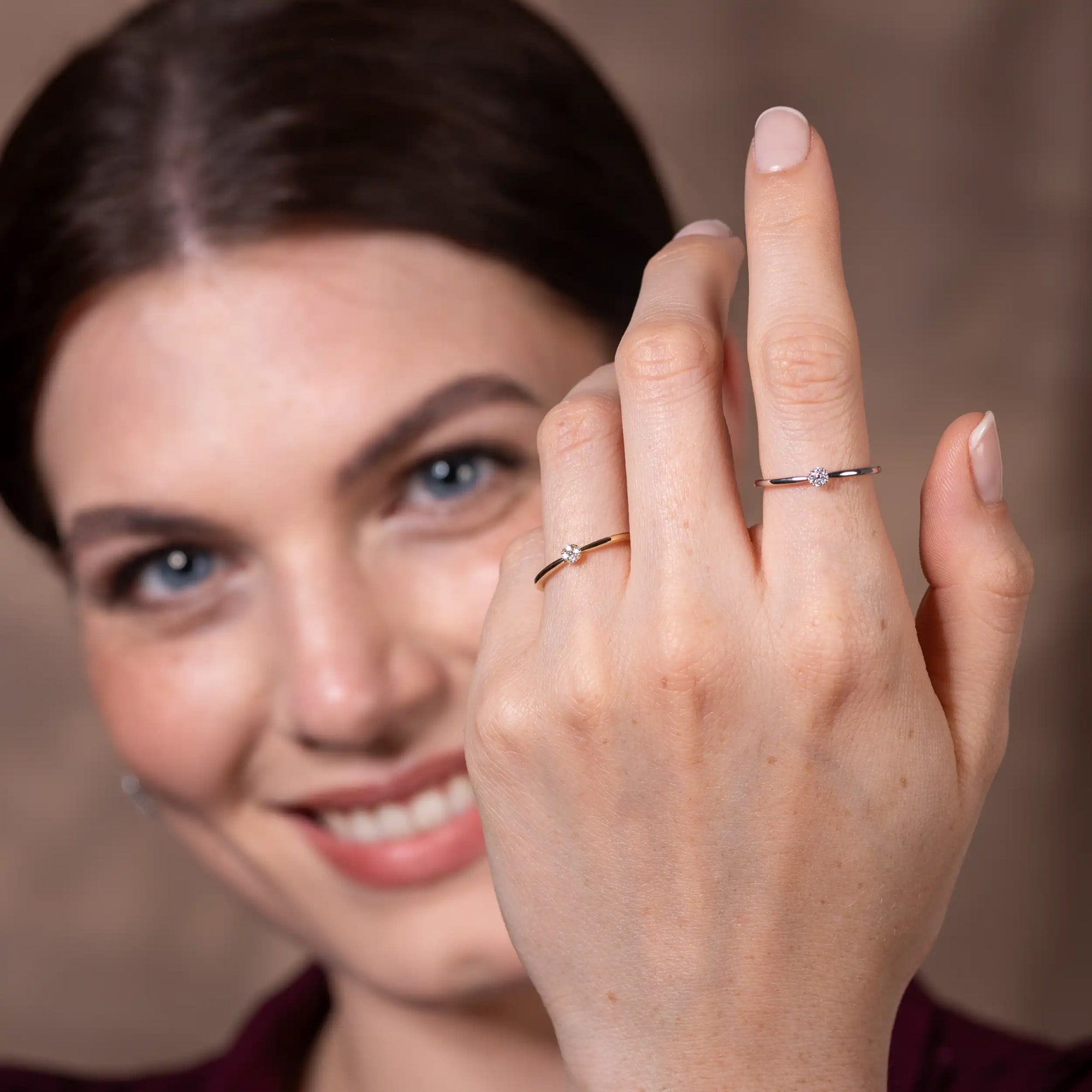 LYOMI Fingerring »585/- Gelbgold 4 synth. Diam. 0,045ct.«