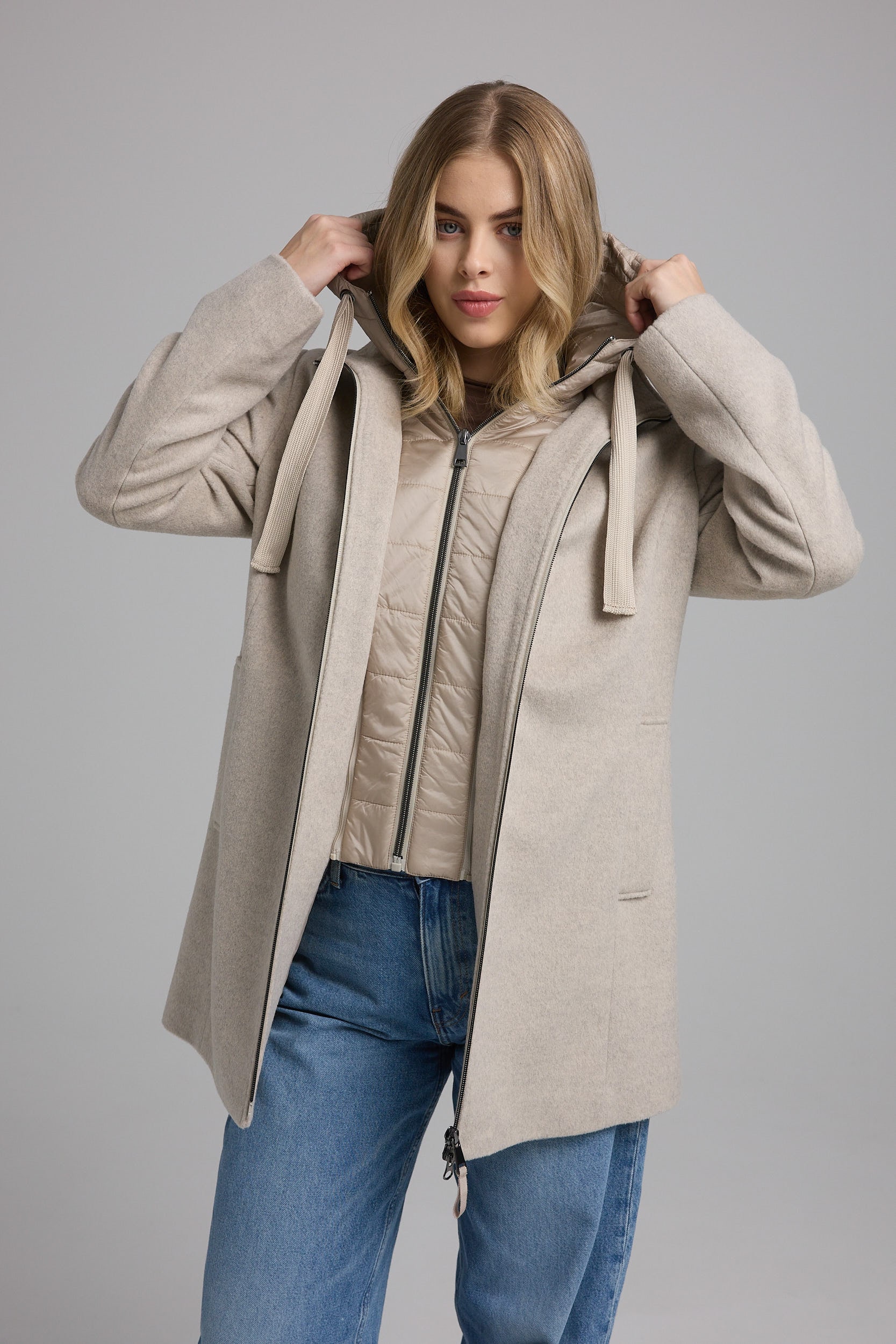 MANISA Wolljacke, mit Kapuze, mit herausnehmbarer Kapuze