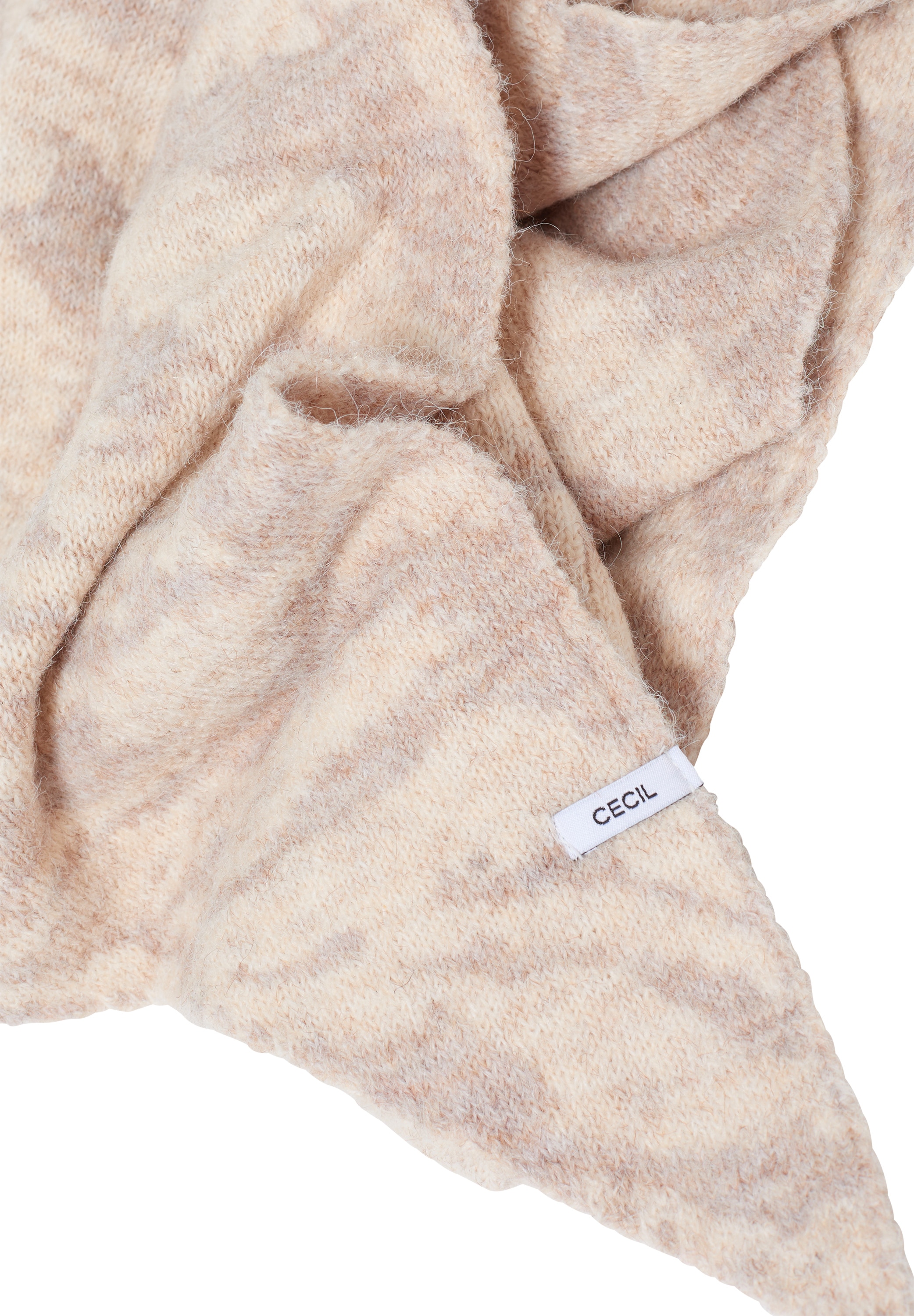Cecil Halstuch, softer Materialmix