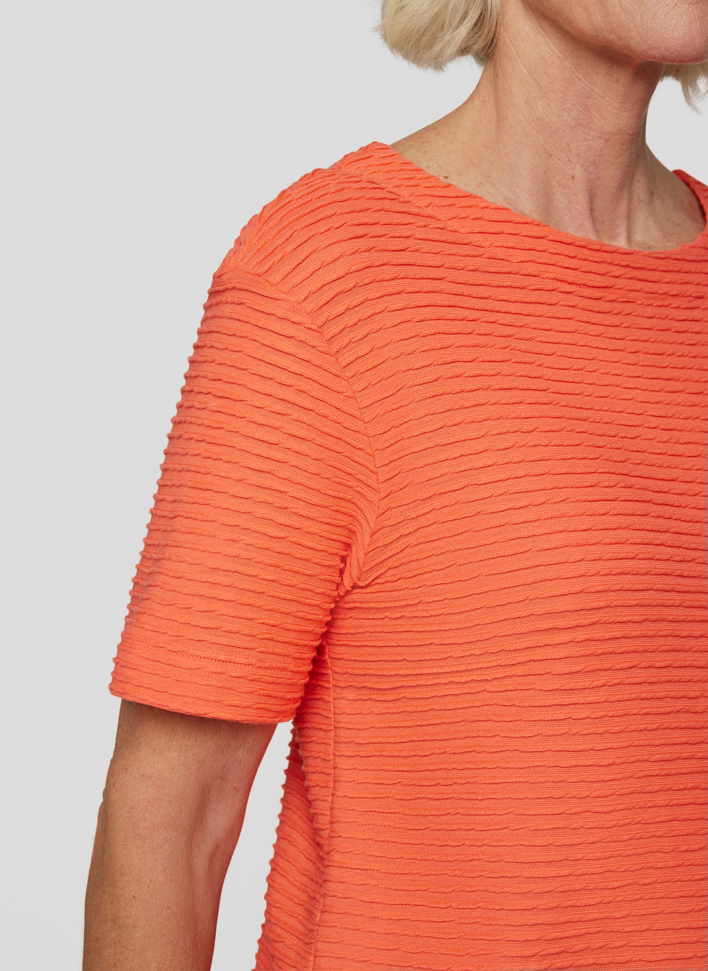 Rabe Rundhalsshirt, mit Struktur-Optik