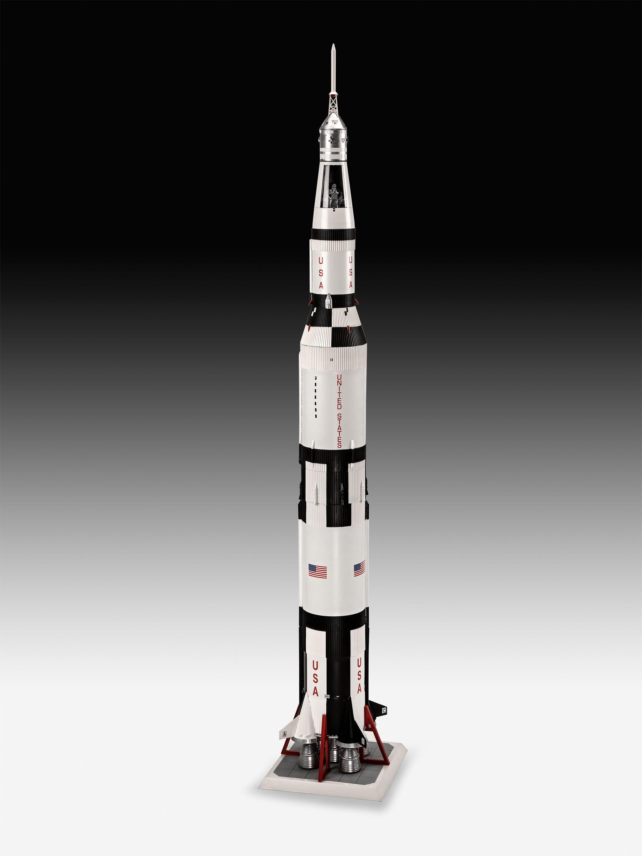 Revell® Modellbausatz »Apollo 11 Saturn V Rocket«, 1:96, Jubiläumsset mit Basis-Zubehör; Made in Europe