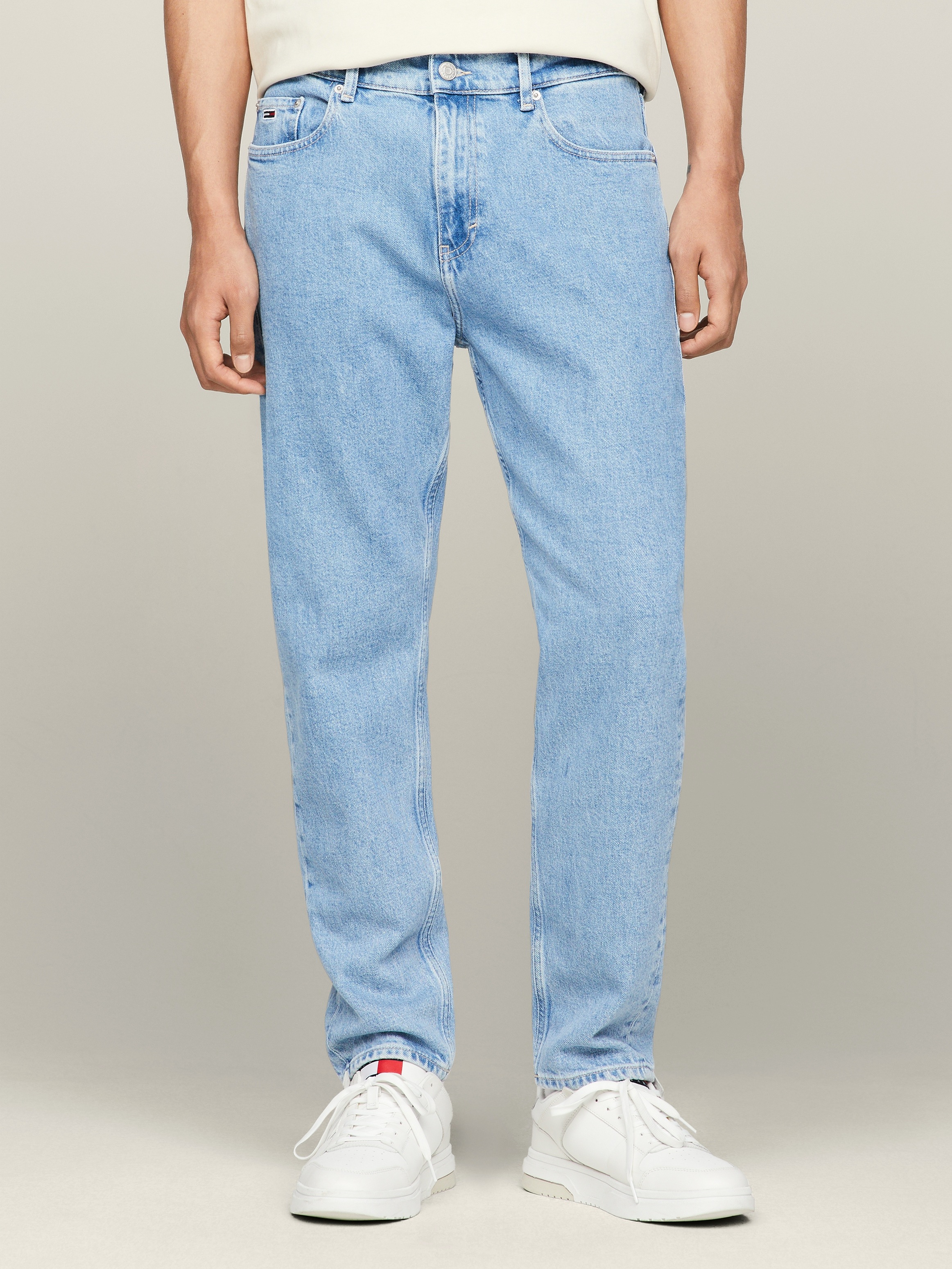 Tommy Jeans Tapered-fit-Jeans »ISAAC RLXD TAPERED«, im 5-Pocket-Style