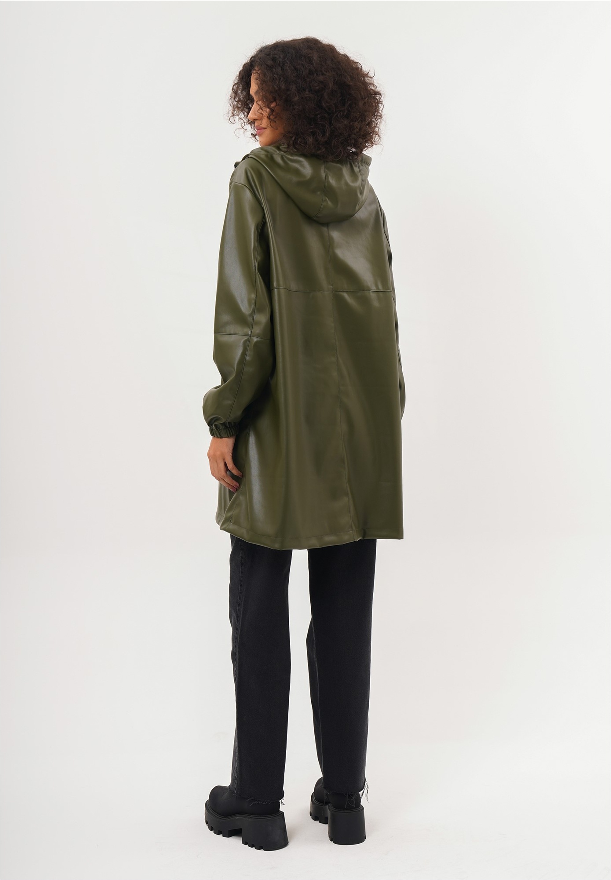 freshlions Outdoorjacke »Gillian«, (1 St.), aus stylishem Kunstleder