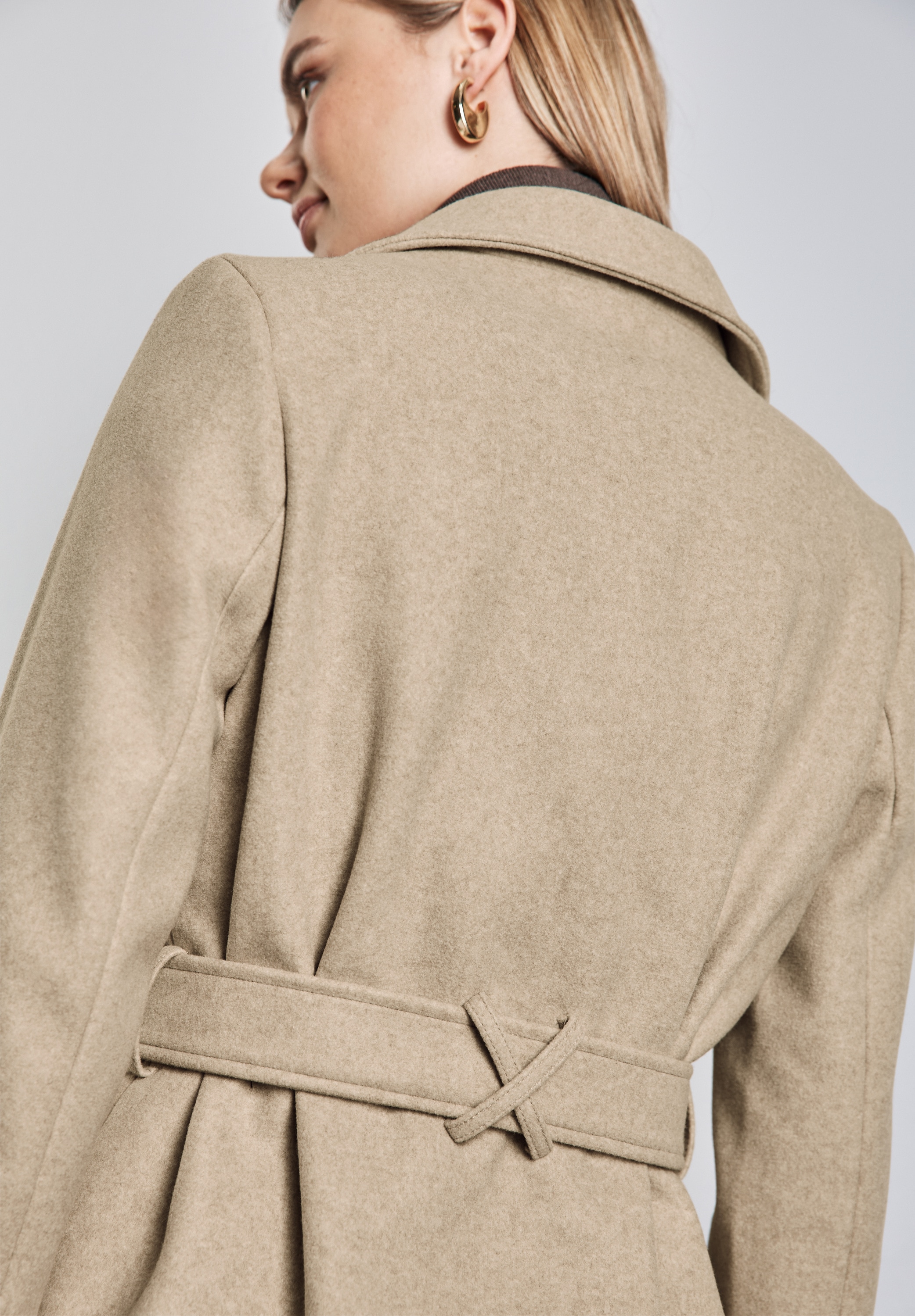 STREET ONE Kurzjacke, mit Gürtel zum Taillieren