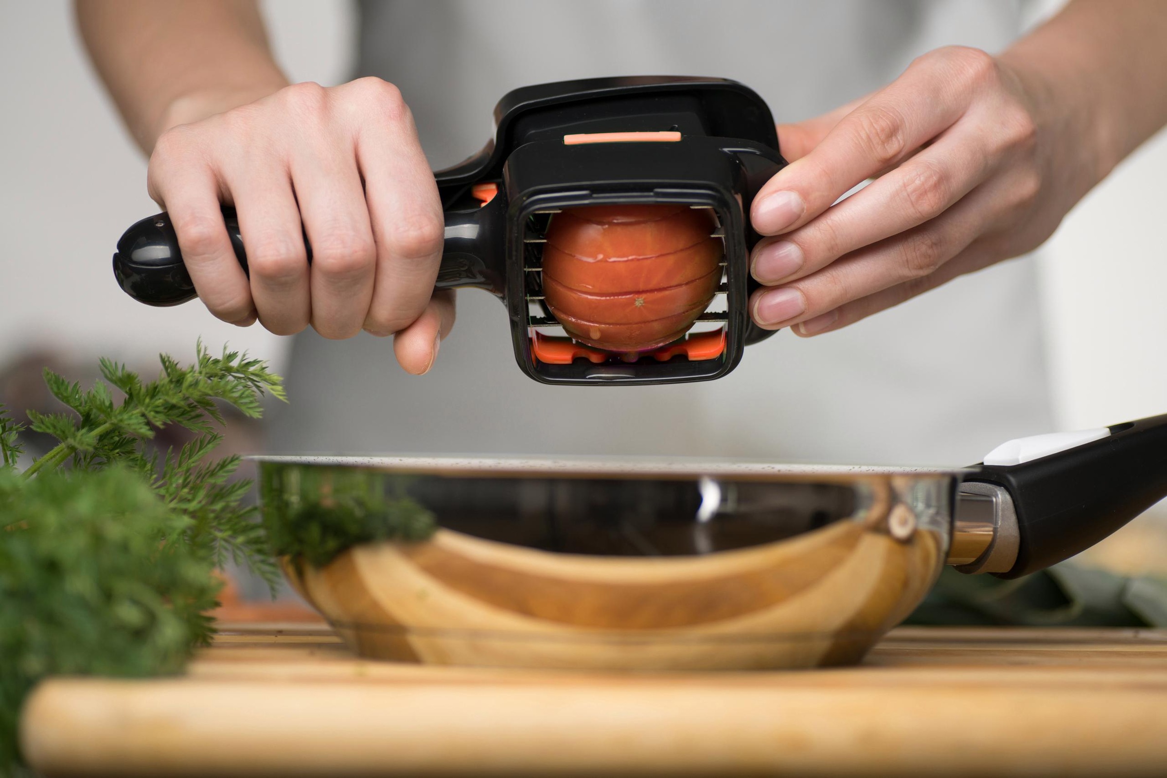 Genius Zerkleinerer »Nicer Dicer Quick«, Auffangbehälter mit Deckel