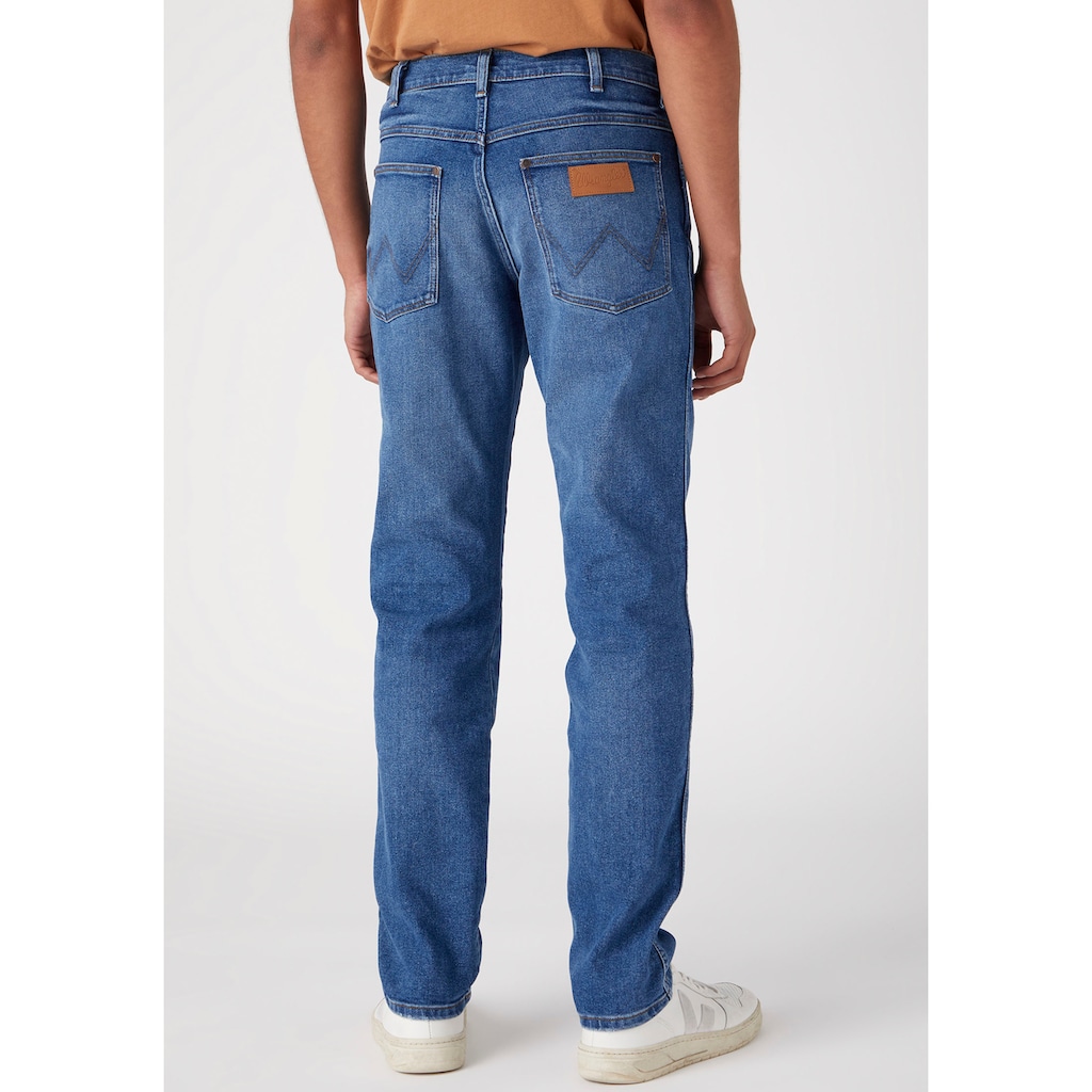 Wrangler 5-Pocket-Jeans »River FREE TO STRETCH«