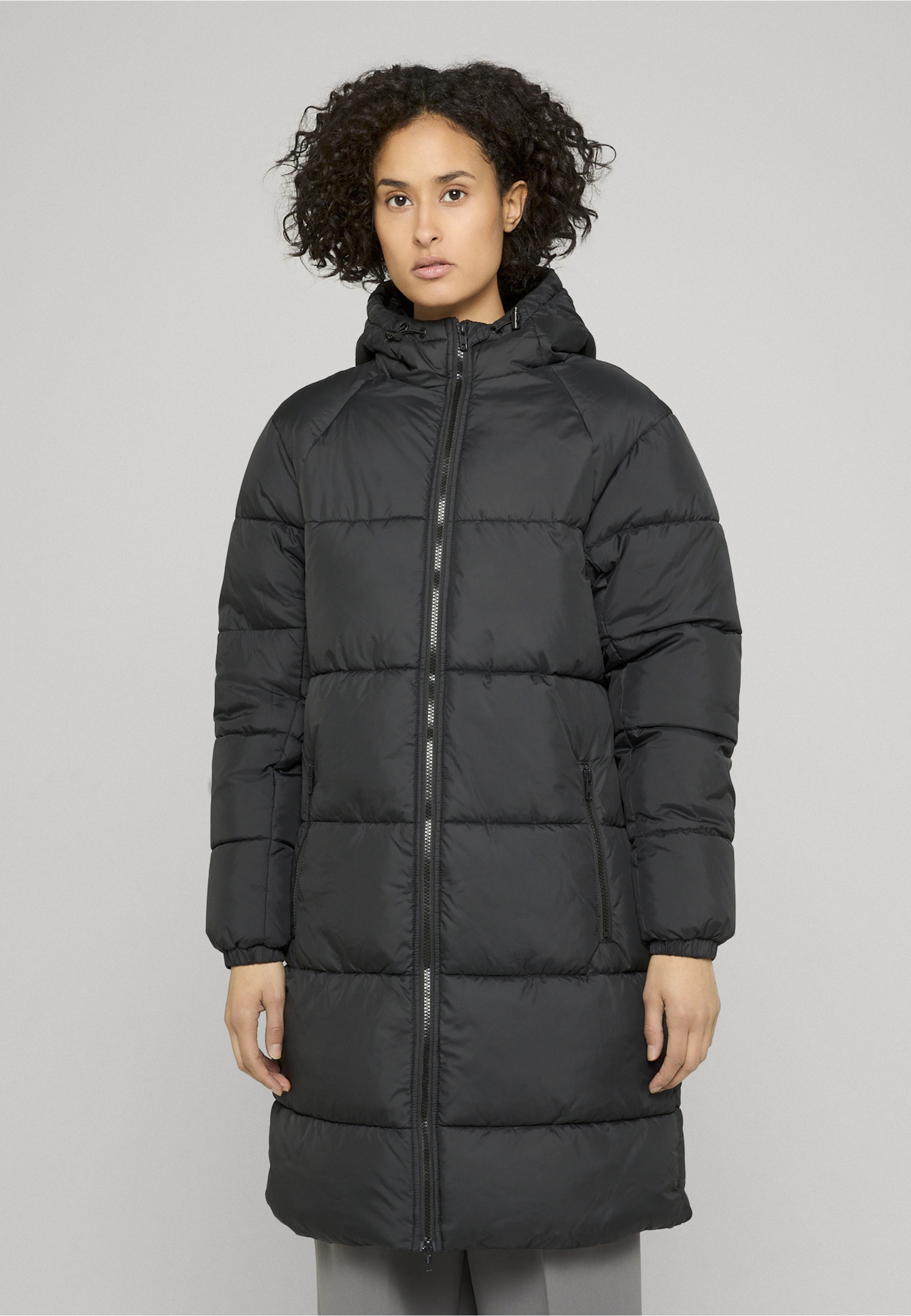 URBAN CLASSICS Winterjacke »Urban Classics Ladies Long Puffer Coat« 1 Stk. tlg. mit Kapuze
