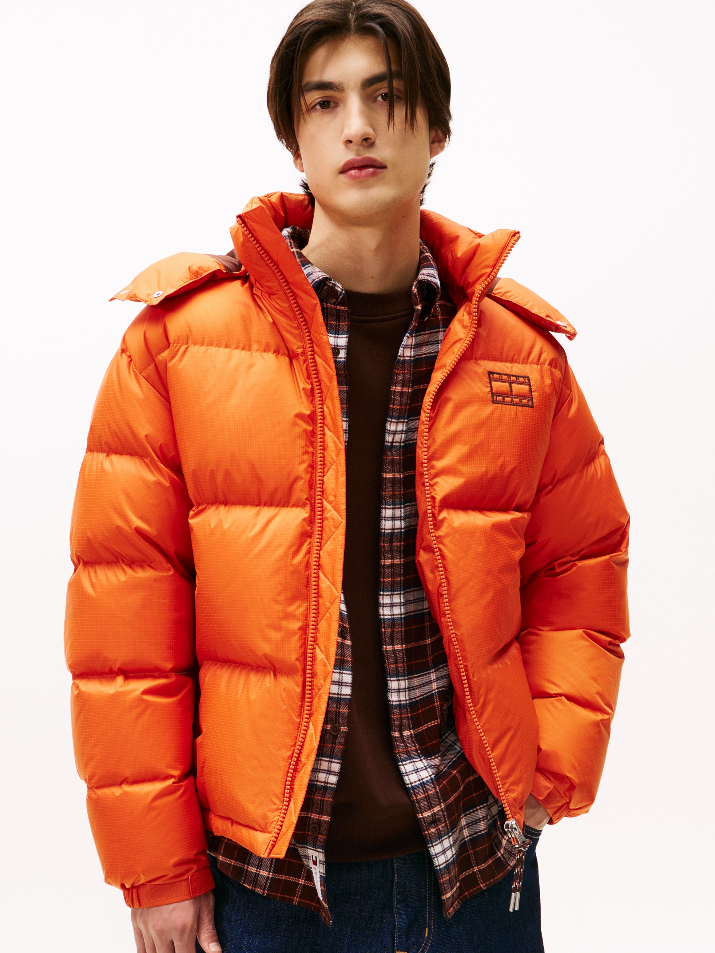 Tommy Jeans Steppjacke "ALASKA DOWN PUFFER" mit Kapuze Übergangsjacke Regul günstig online kaufen