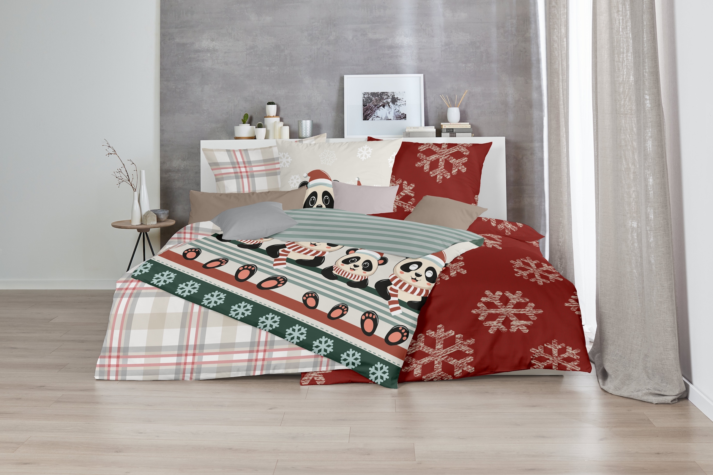 Primera Bettwäsche »Feinbiber-Bettwäsche Weihnachtspanda« 2 Stk. tlg. mit niedlichen Pandabären