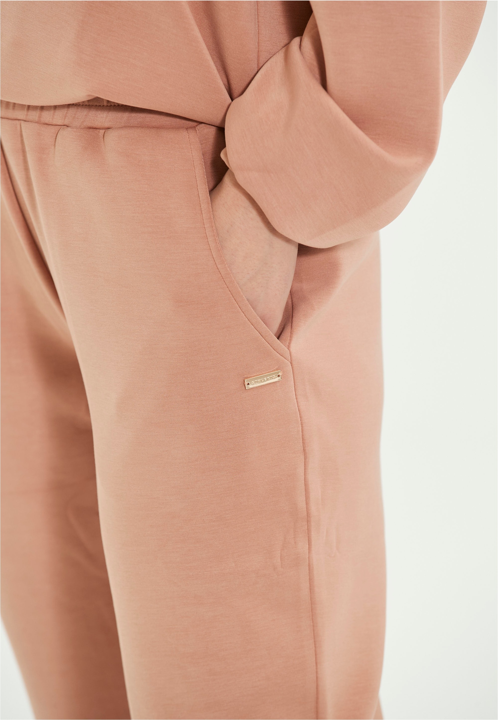 ATHLECIA Sweathose »Jillnana«, mit recyceltem Polyester