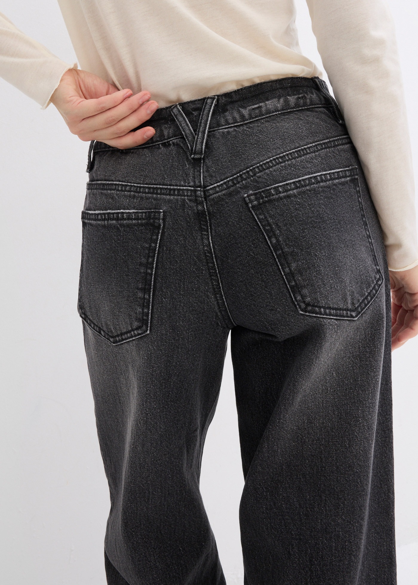 Thumbnail - bonprix Weite Jeans 1 mittlere Bundhöhe, aus festem Baumwoll-Denim, mit Zip Fly und Knopf