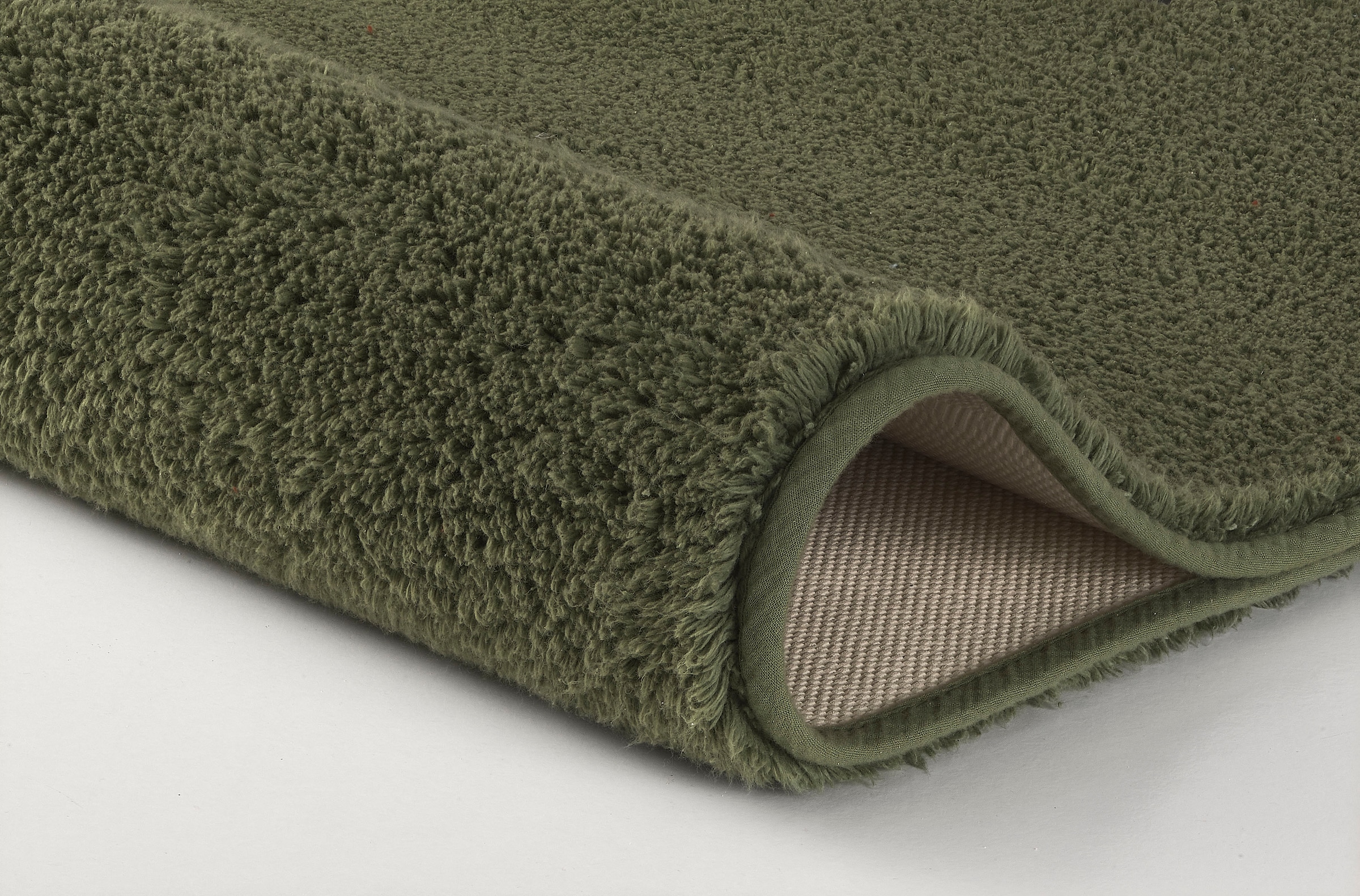Kleine Wolke Badematte »Kansas«, rutschhemmend beschichtet, fußbodenheizungsgeeignet, Badteppich, Uni Farben, reine Baumwolle, waschbar
