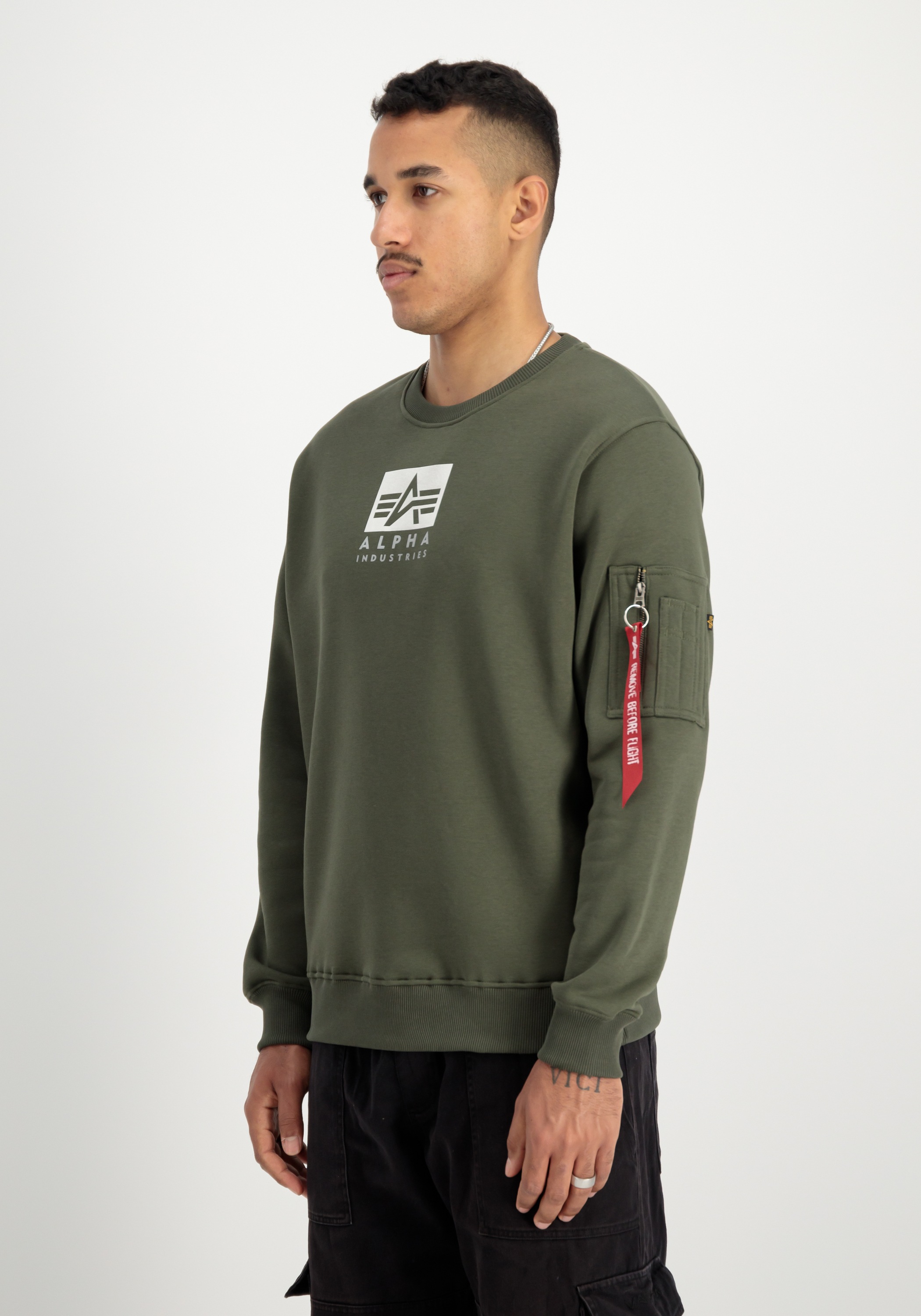 Alpha Industries Sweater »Alpha Industries Men - Sweatshirts Satin Logo Sweater«
