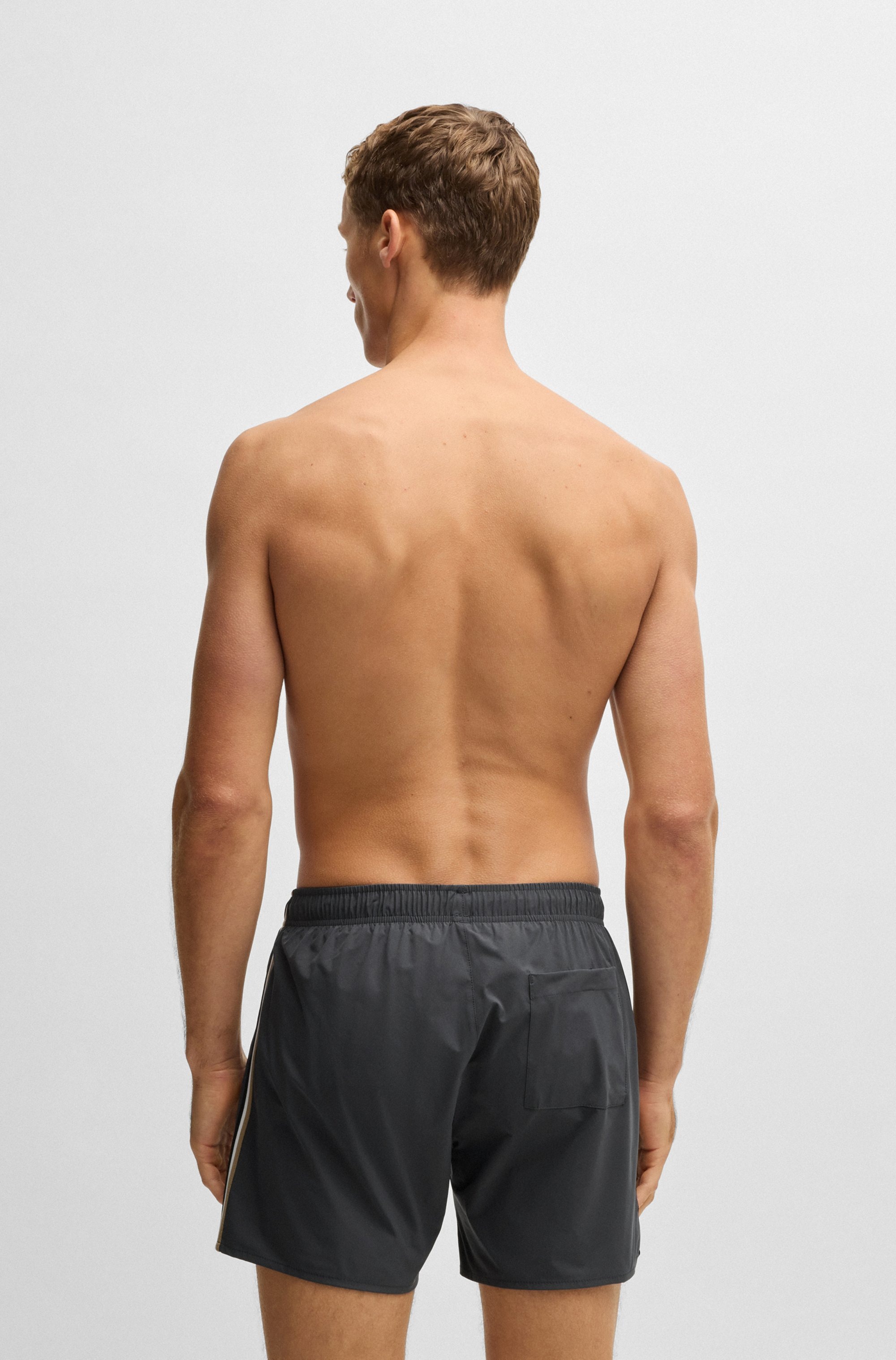 BOSS Badeshorts »Iconic«, mit seitlichen Kontraststreifen