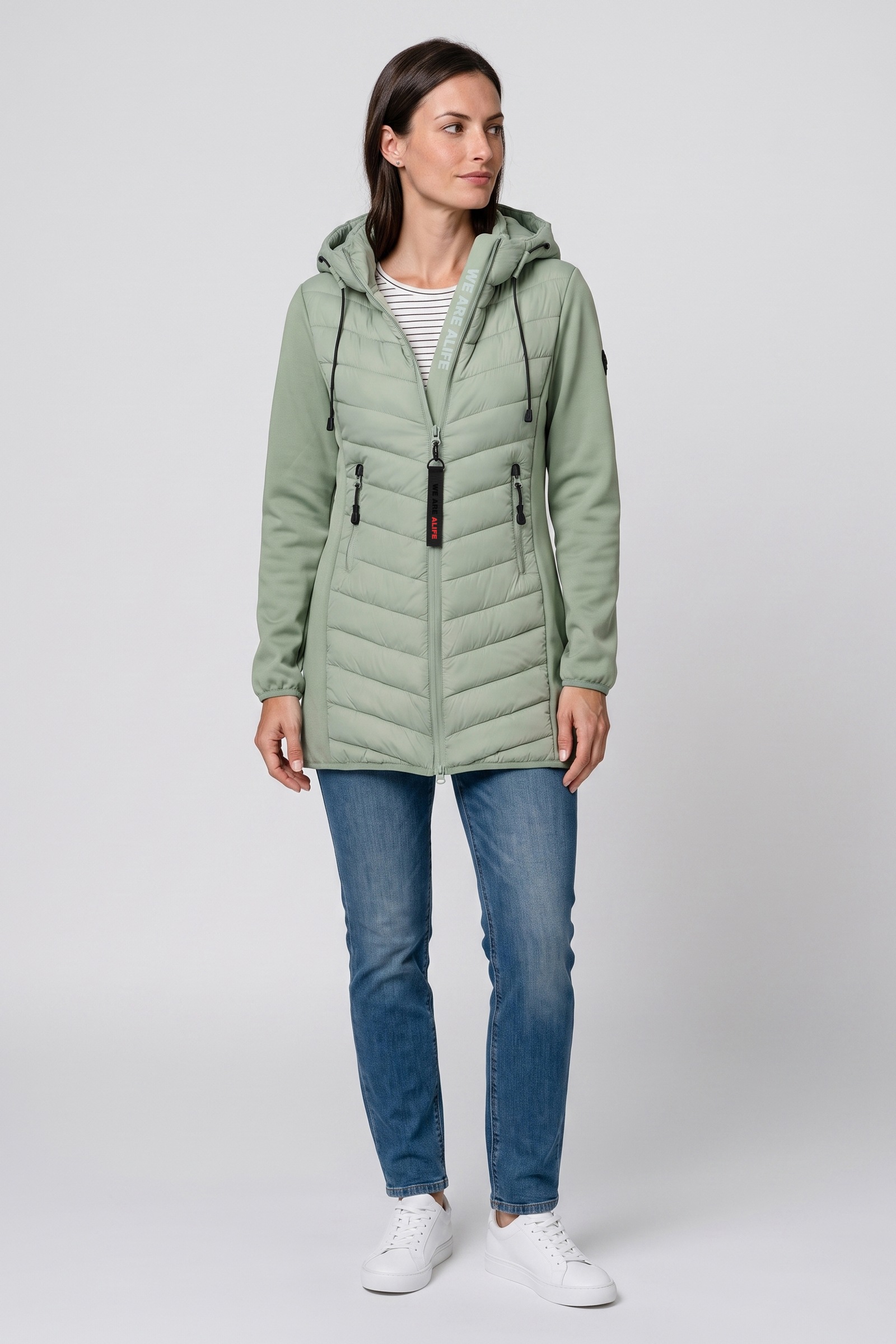 Alife & Kickin Sommerjacke »Damen YlvaAK A Übergangsjacke, Jacke« Chevron-Steppung, Kapuze mit Kordelzug, Zwei-Wege-Reißverschluss