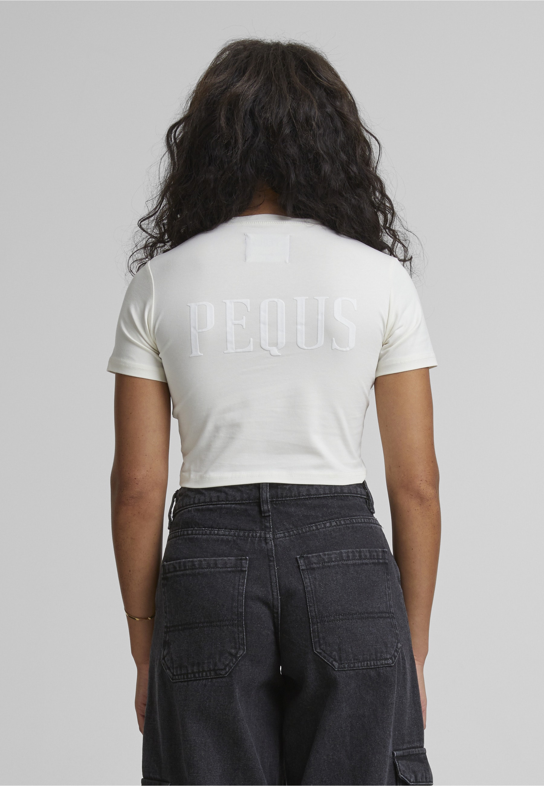 PEQUS T-Shirt »PEQUS PEQUS Back Logo Top« 1 Stk.